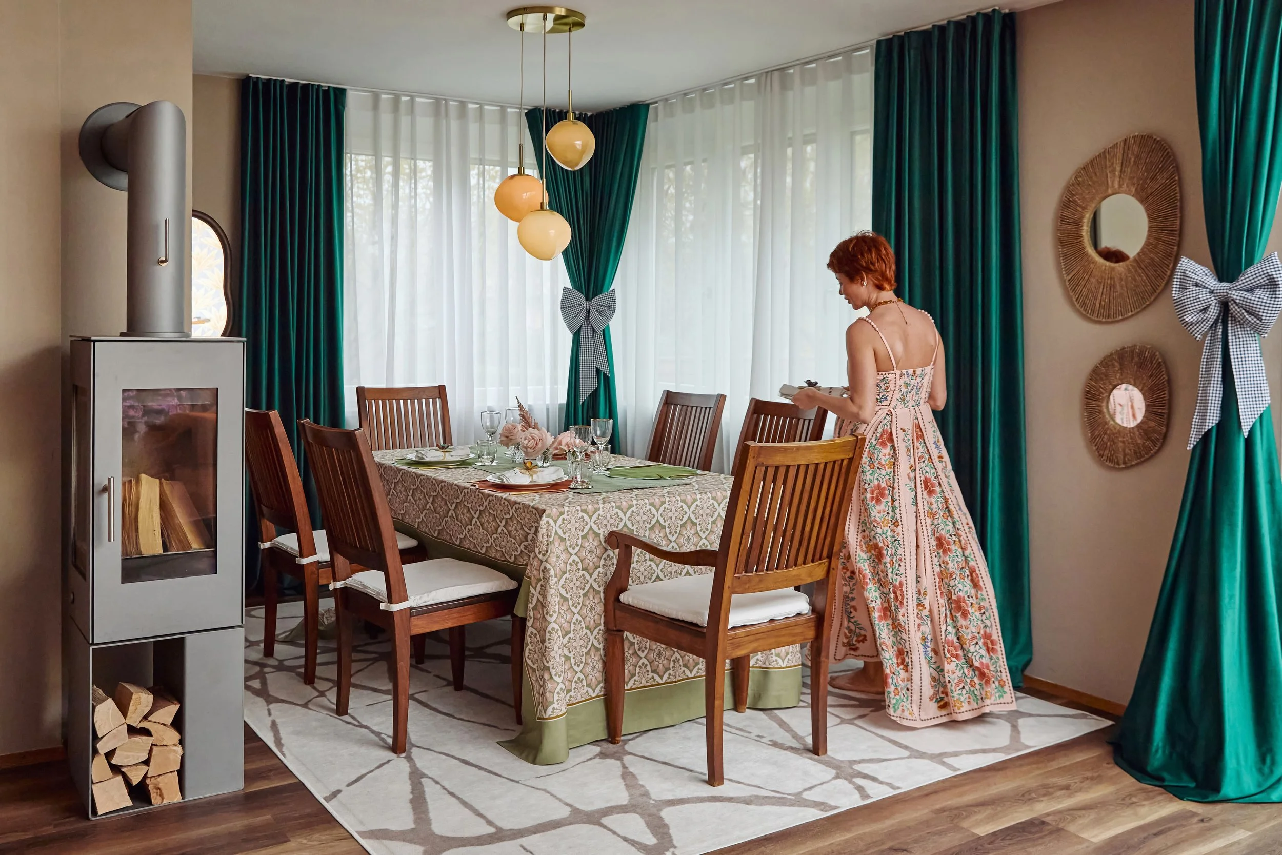 The Dining Room</span>