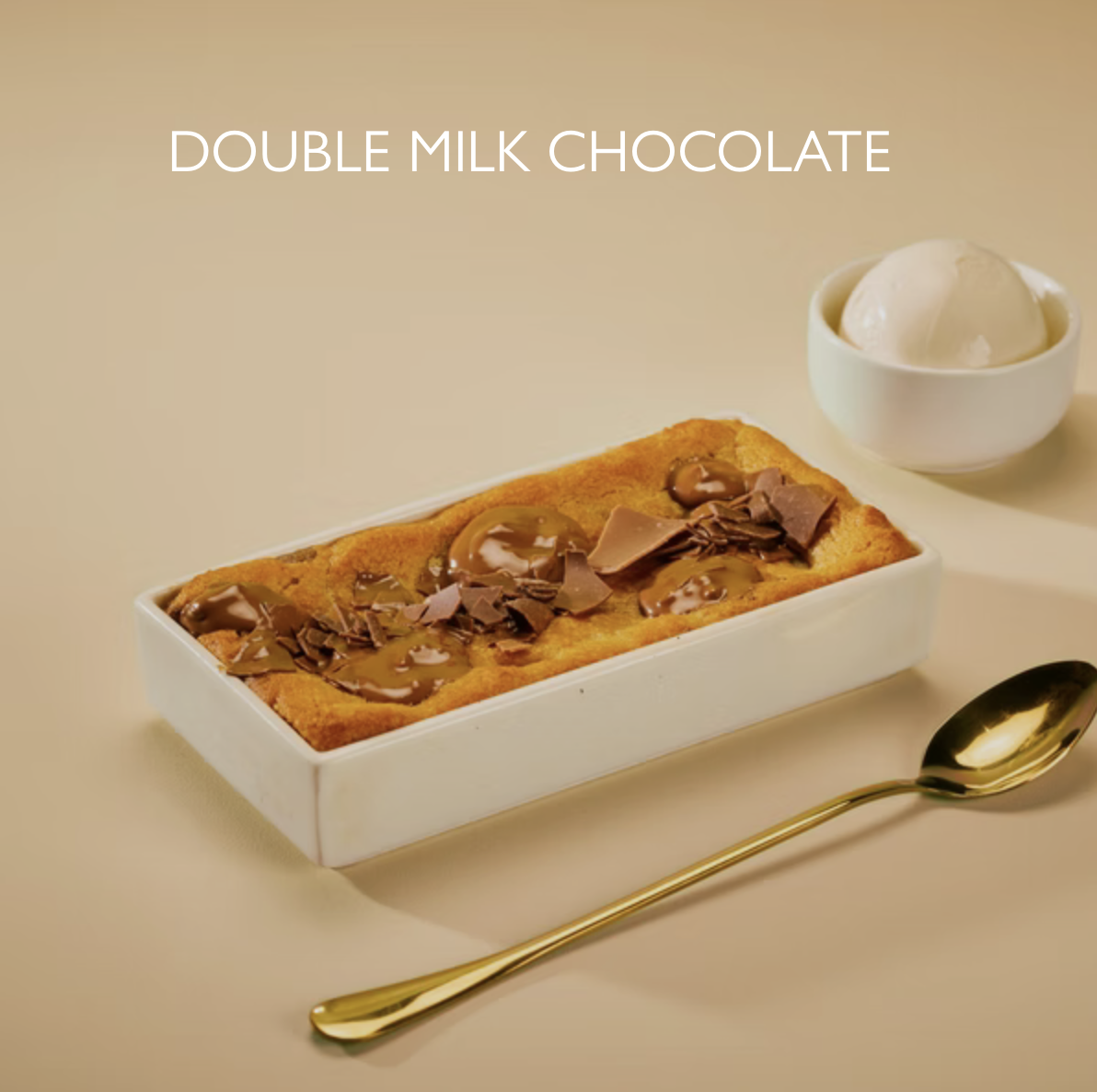 8.95
Warm milk chocolate, chocolate shavings, Madagascan vanilla gelato. 995 kcal