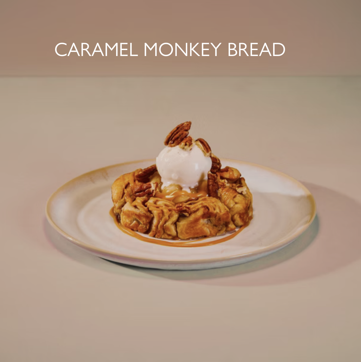 10.50
Cinnamon dough, warm apple compote, salted caramel sauce, Madagascan vanilla gelato, toasted pecans. 1151 kcal