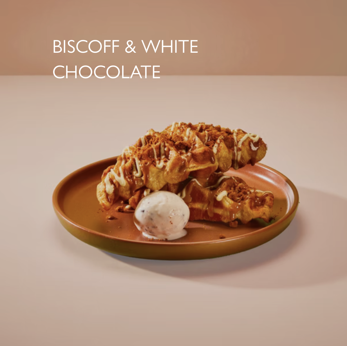 9.50 | Warm Biscoff & white chocolate sauces, Biscoff crumble,
stracciatella gelato. 887 kcal
