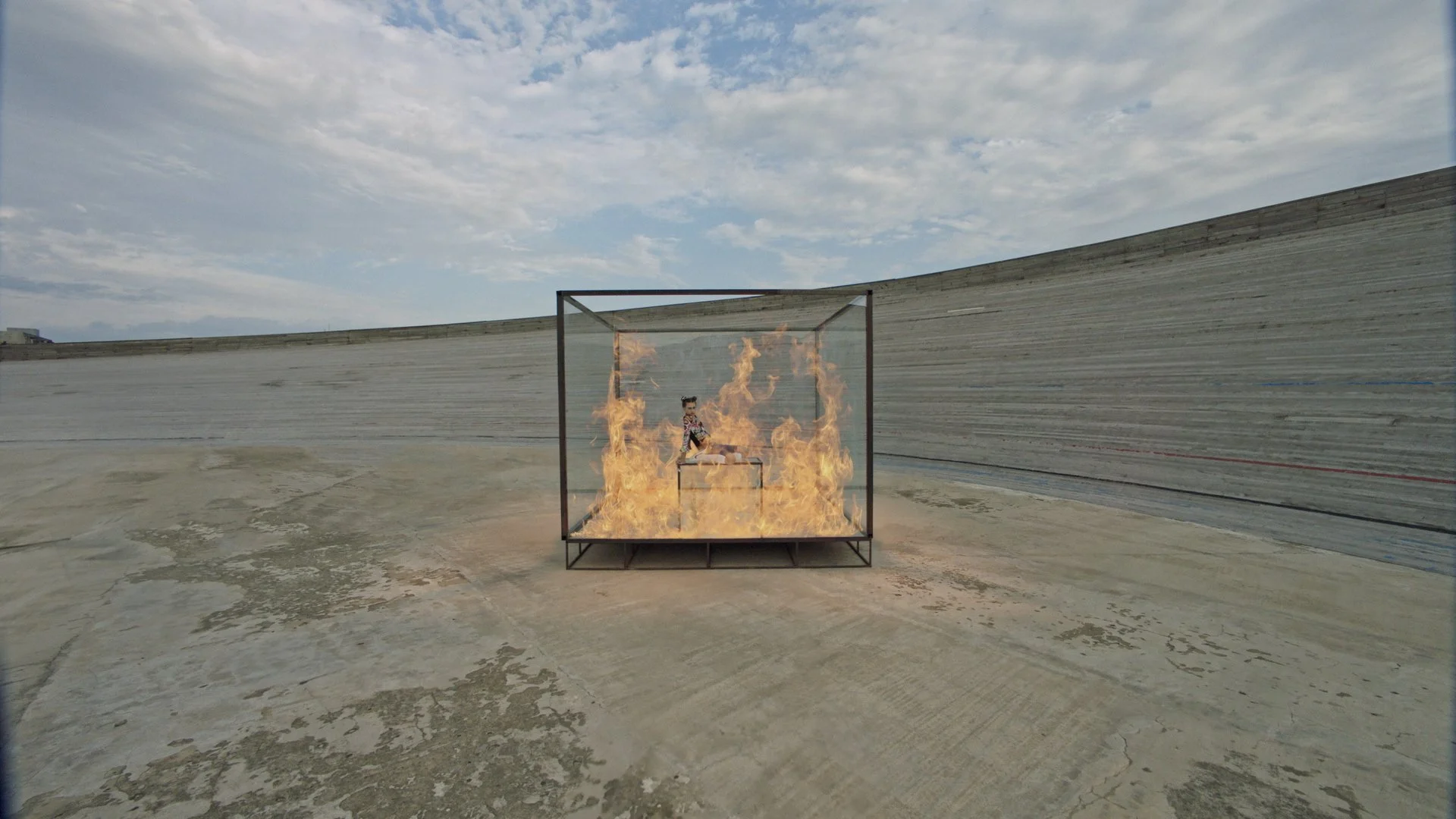 Music video directed Buba Beboshvili - Sleep on me - Creams