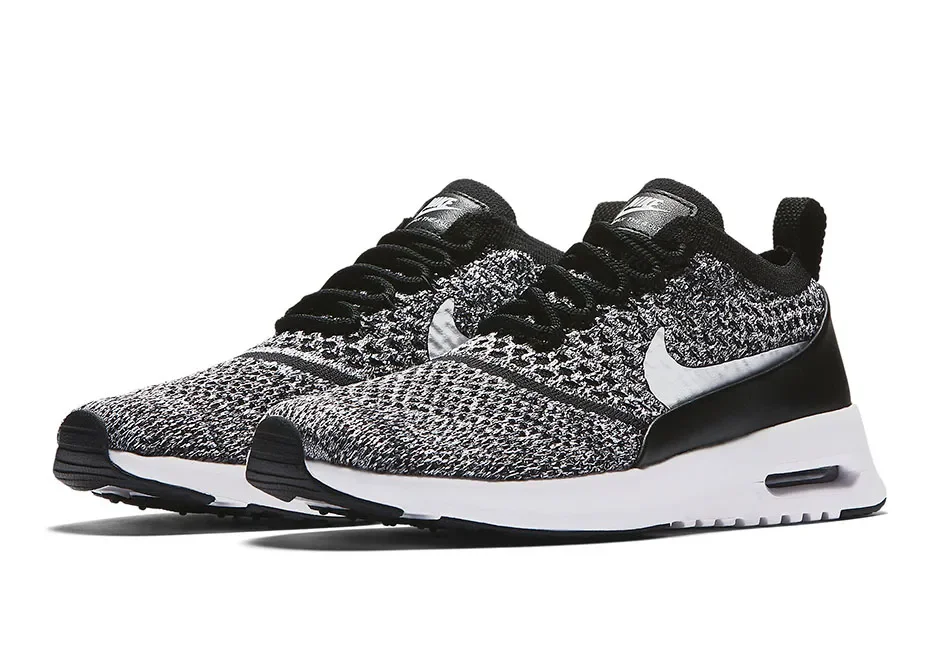 nike-air-max-thea-flyknit-oreo-1.webp