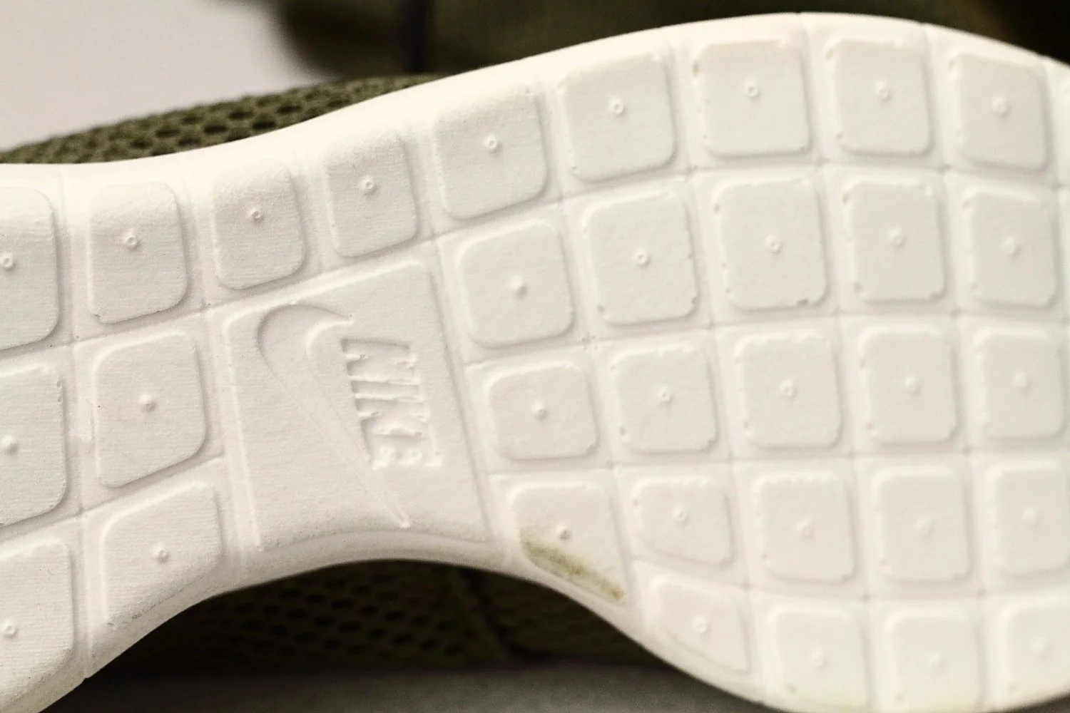 RosheOutsole.JPG