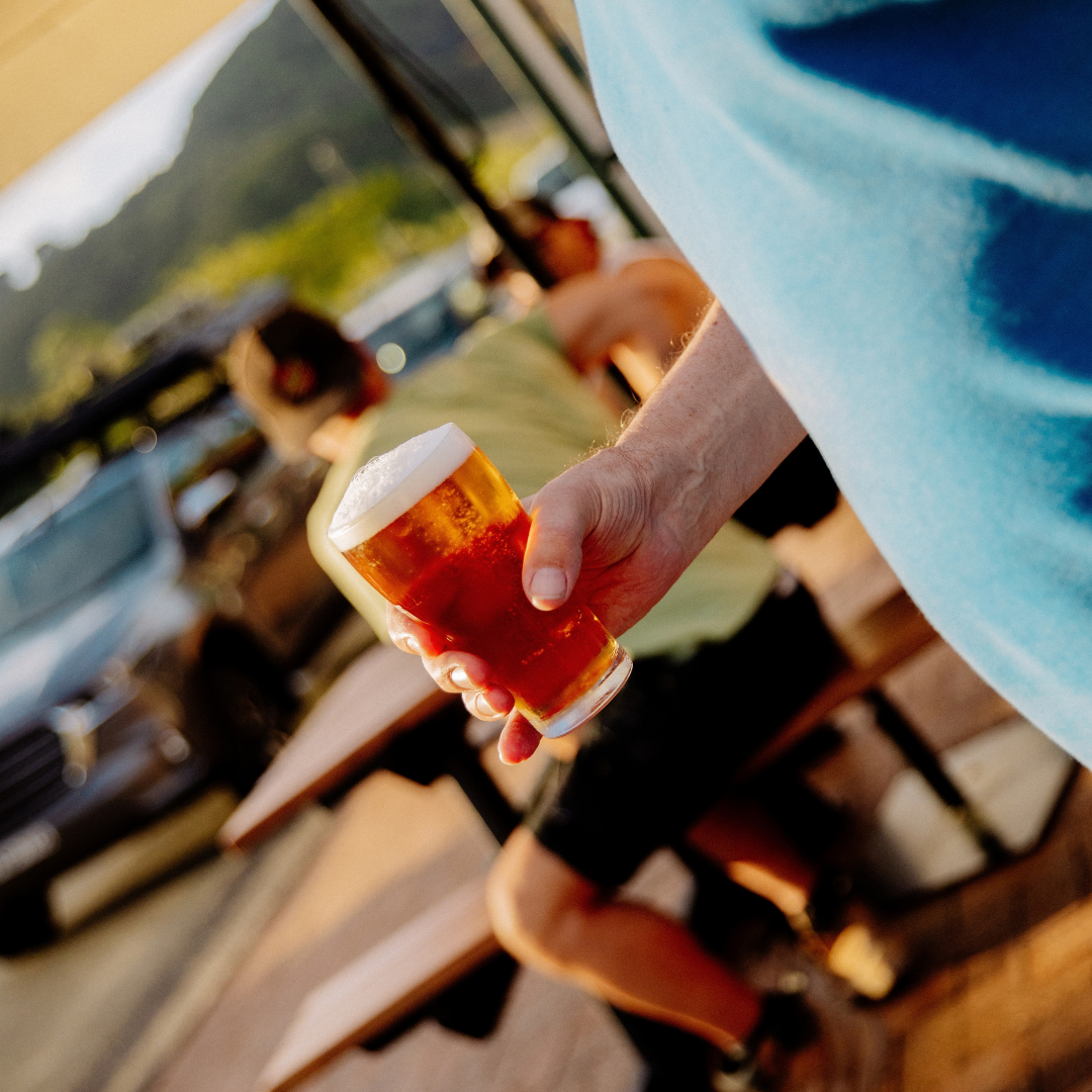 HAPPY HOUR