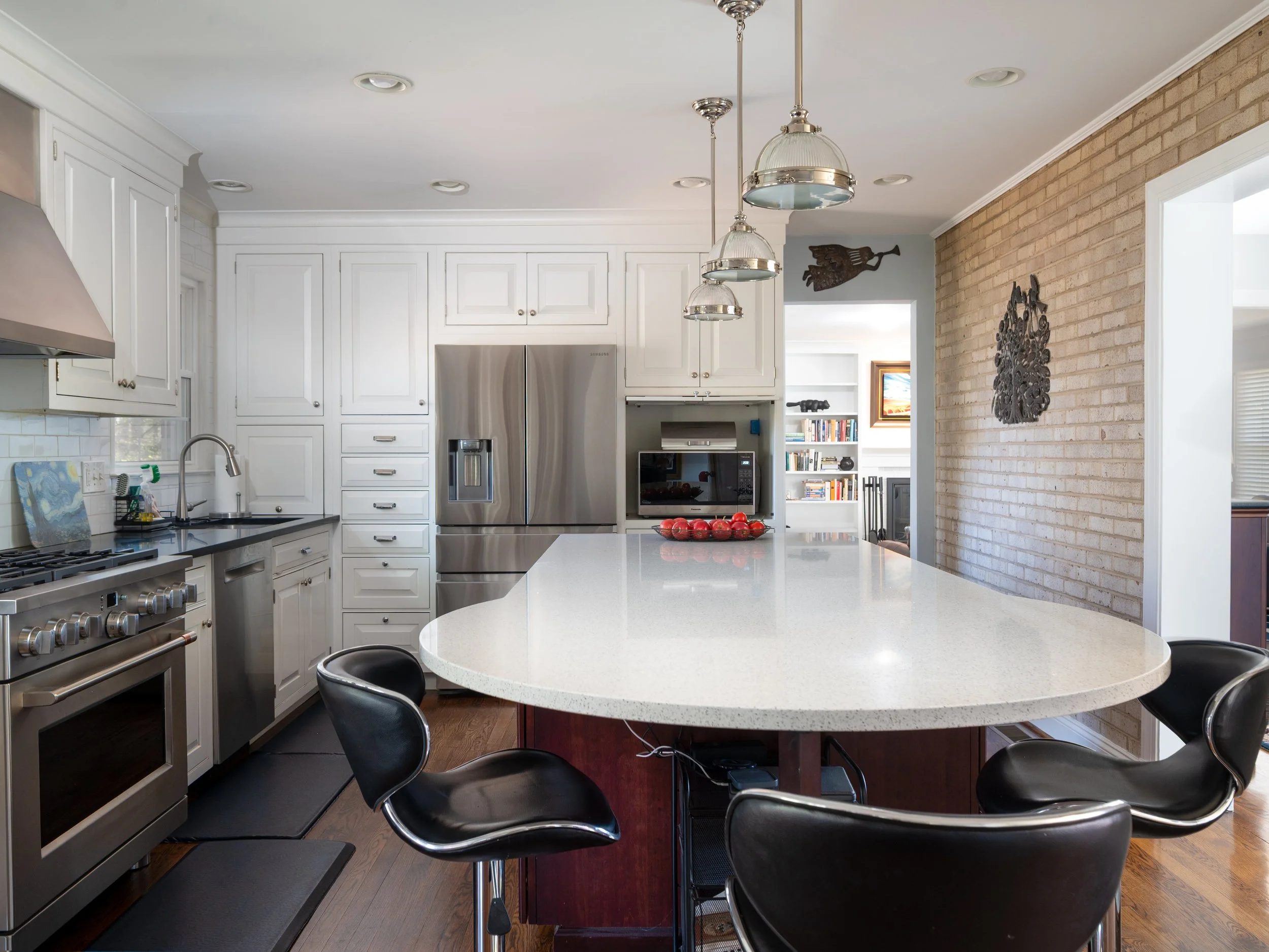 Kitchen_1.jpg