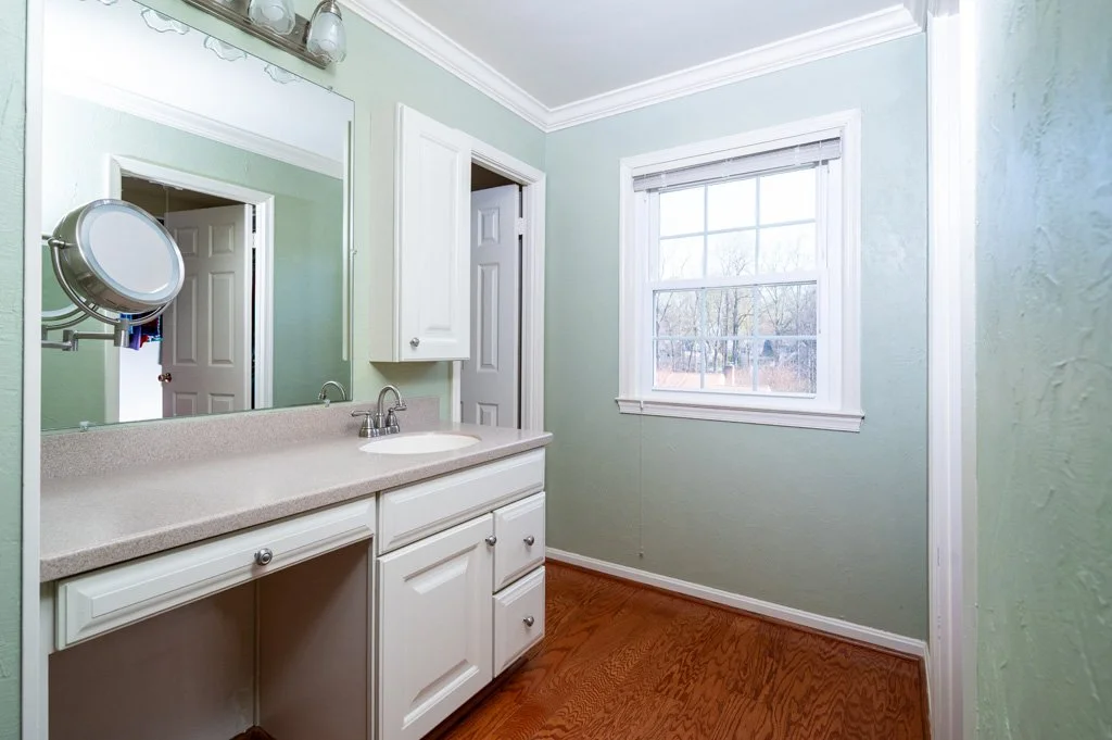 Bath_primary_1.jpg