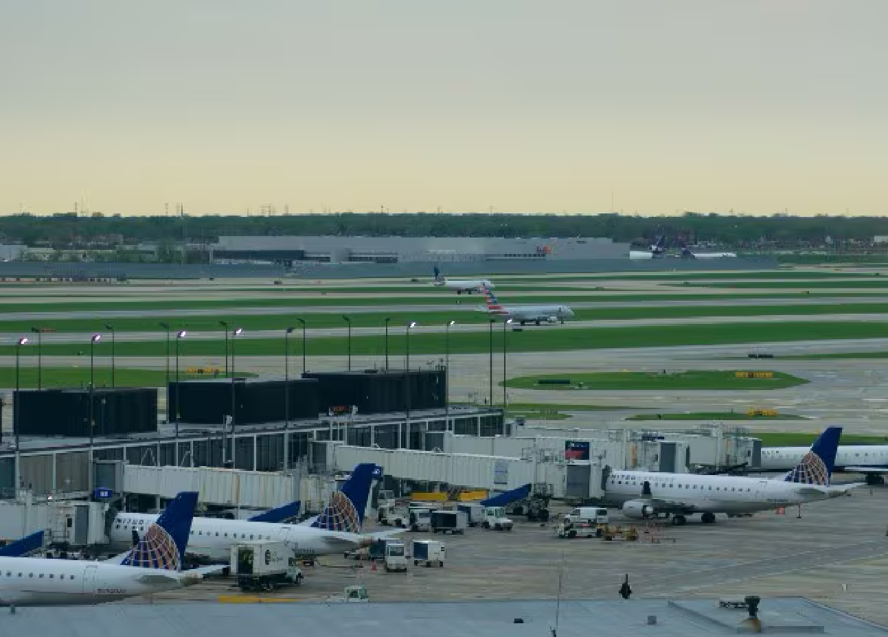 Newsmax: Airlines Monopolizing Market Won't Enhance Travelers' Experience