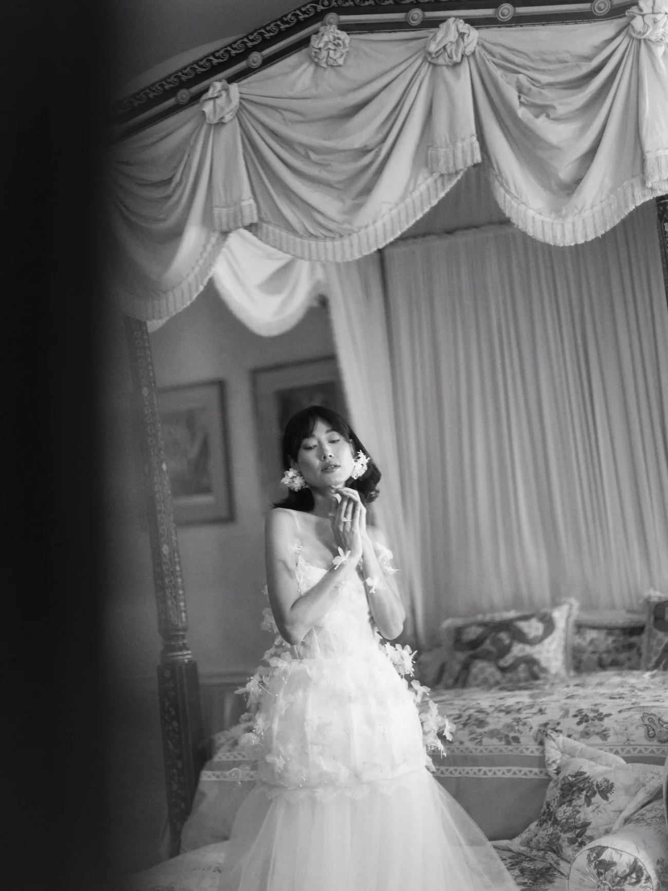 Sorci-Ledyukova-Wedding-Photography-Films-Cornwell-Manor-Wedding-Photography-Tessa&Mack-27.jpg