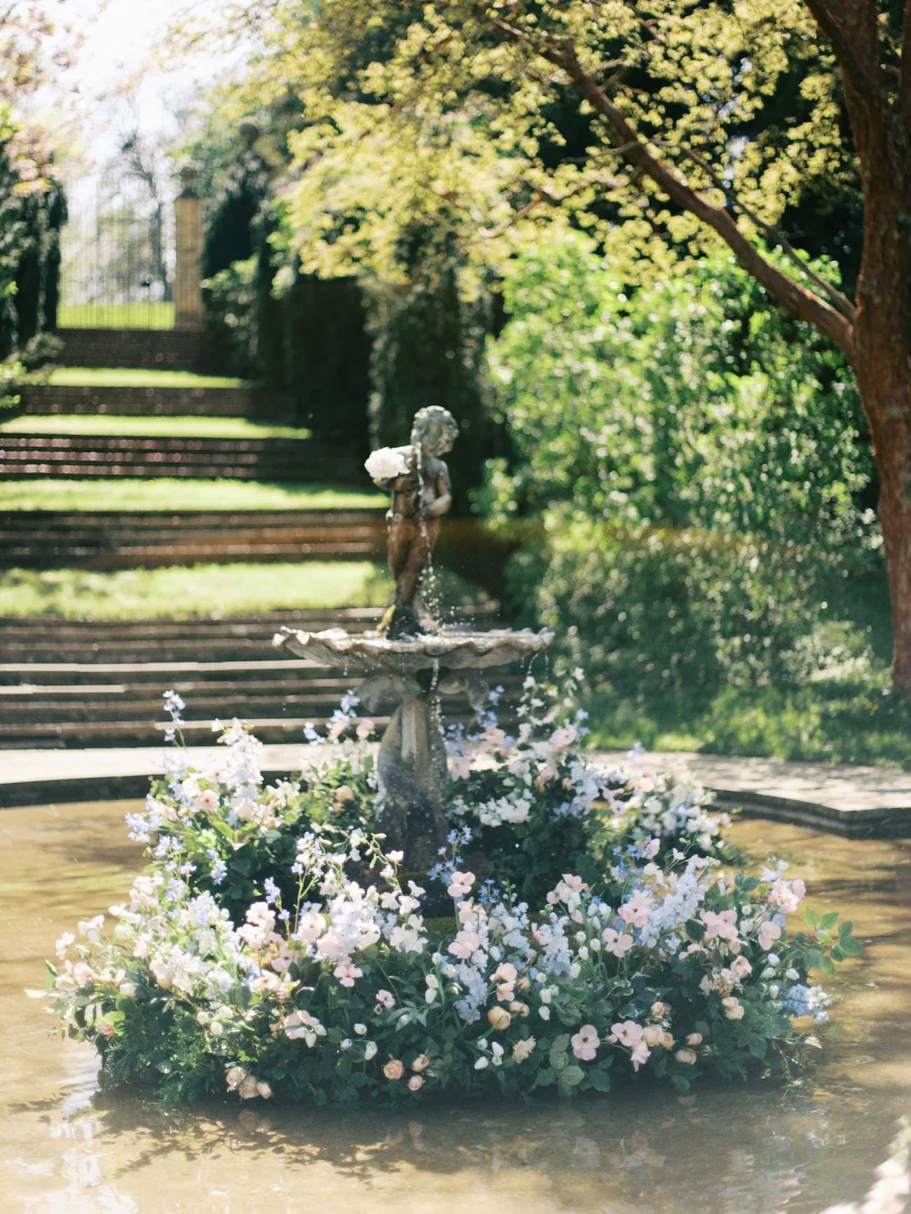 Sorci-Ledyukova-Wedding-Photography-Films-Cornwell-Manor-Wedding-Photography-Tessa&Mack-43.jpg