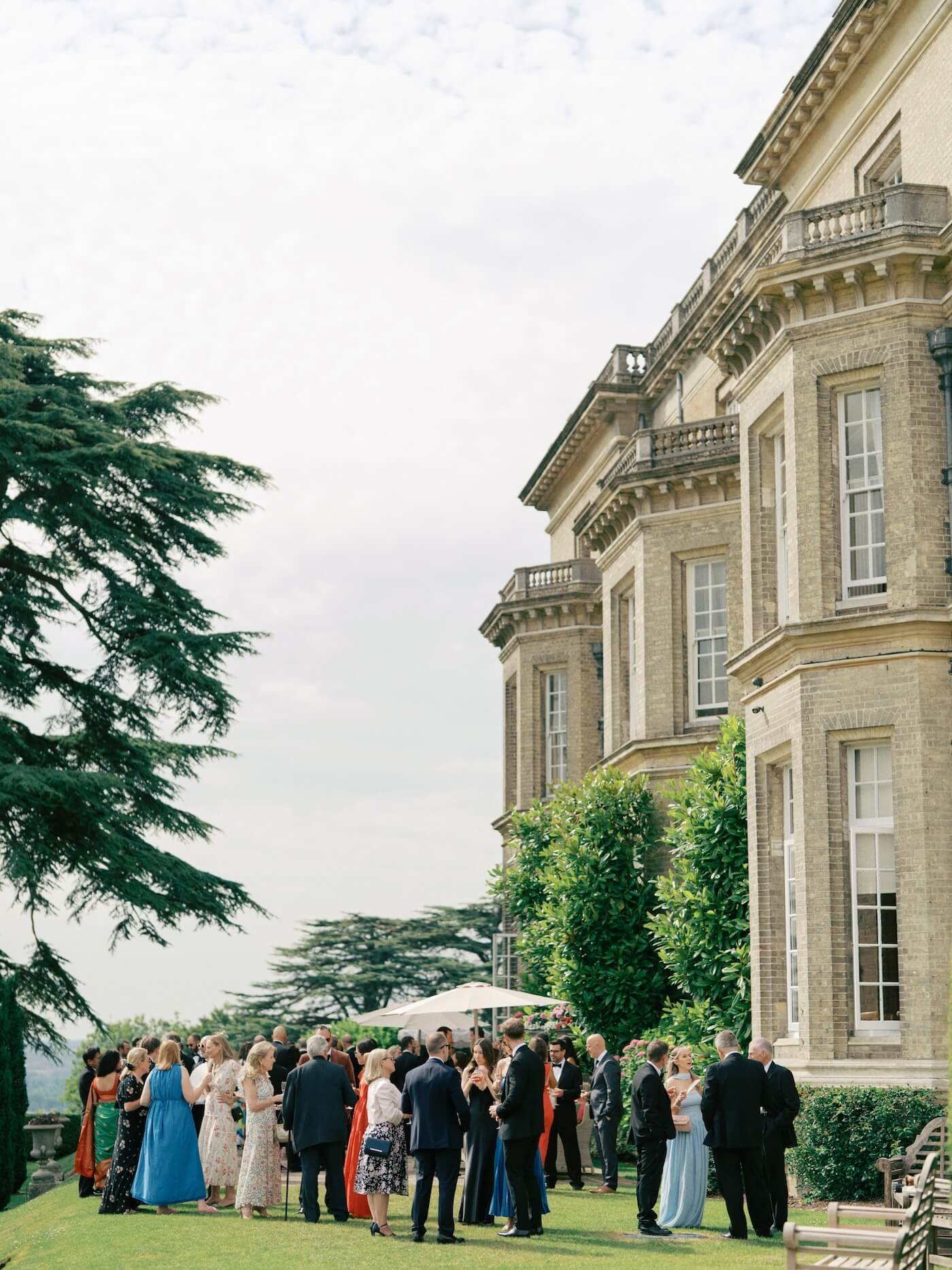 Hedsor-House-Wedding-Editorial-Photography-Buckinghamshire-Wedding-Sorci-Ledyukova-75.jpg