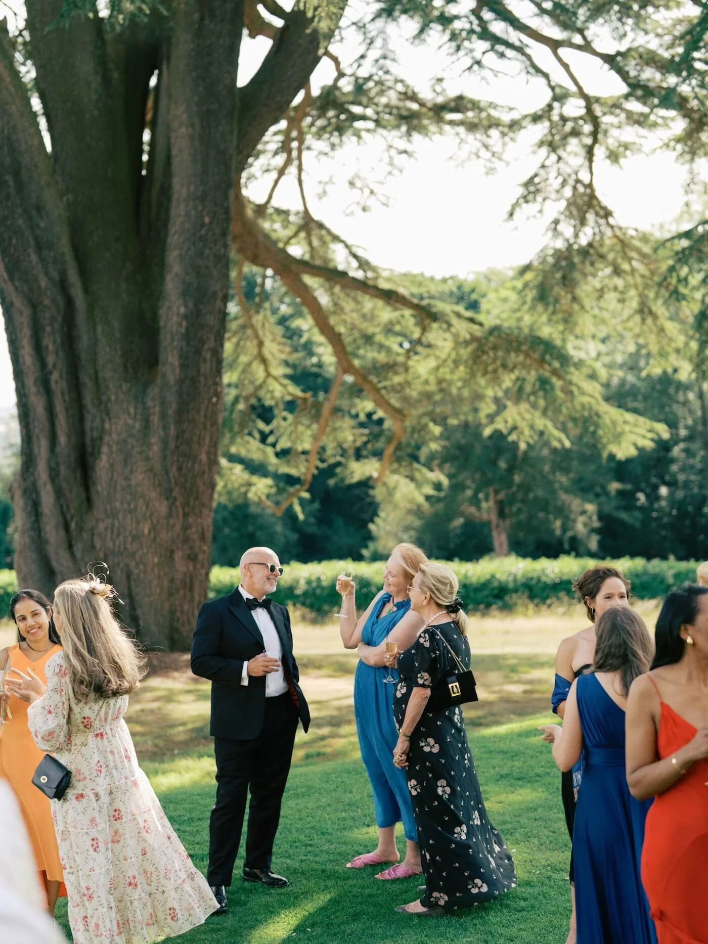 Hedsor-House-Wedding-Editorial-Photography-Buckinghamshire-Wedding-Sorci-Ledyukova-80.jpg