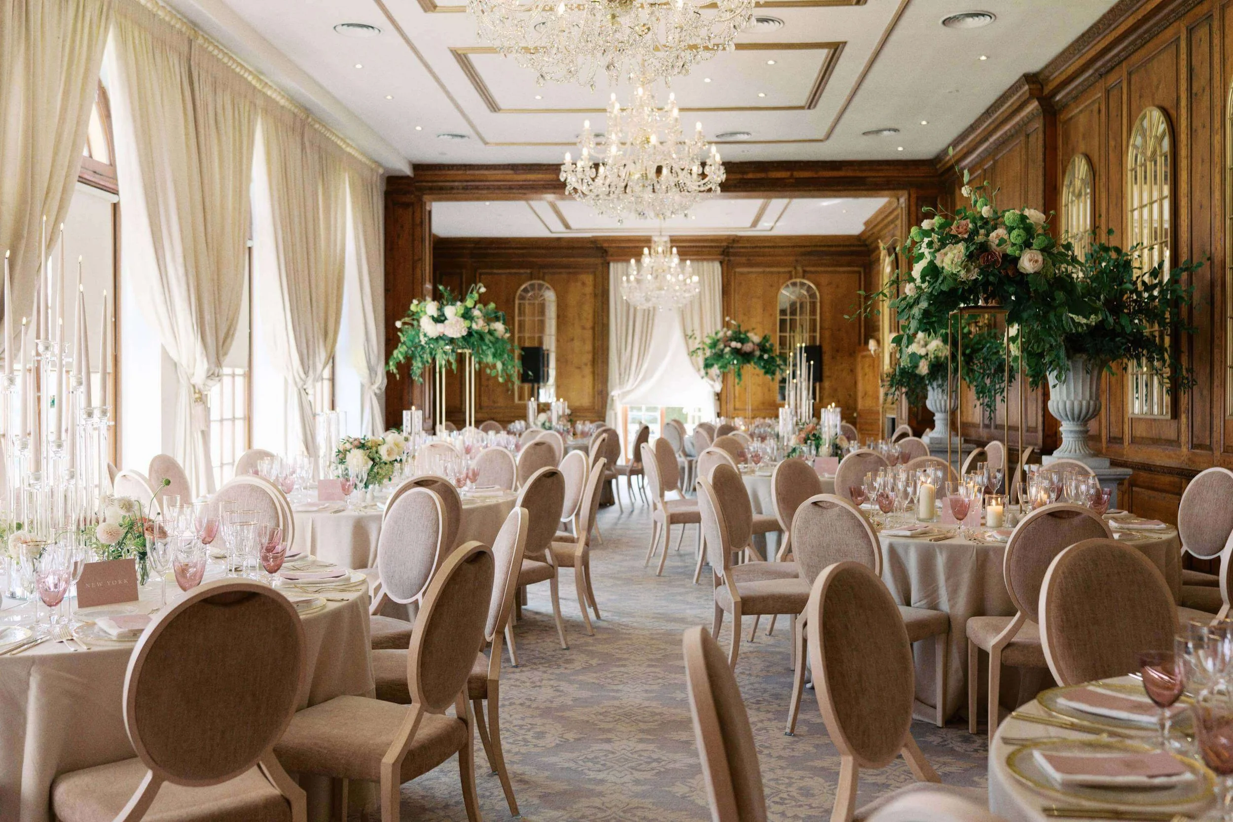 Hedsor-House-Wedding-Editorial-Photography-Buckinghamshire-Wedding-Sorci-Ledyukova-97.jpg