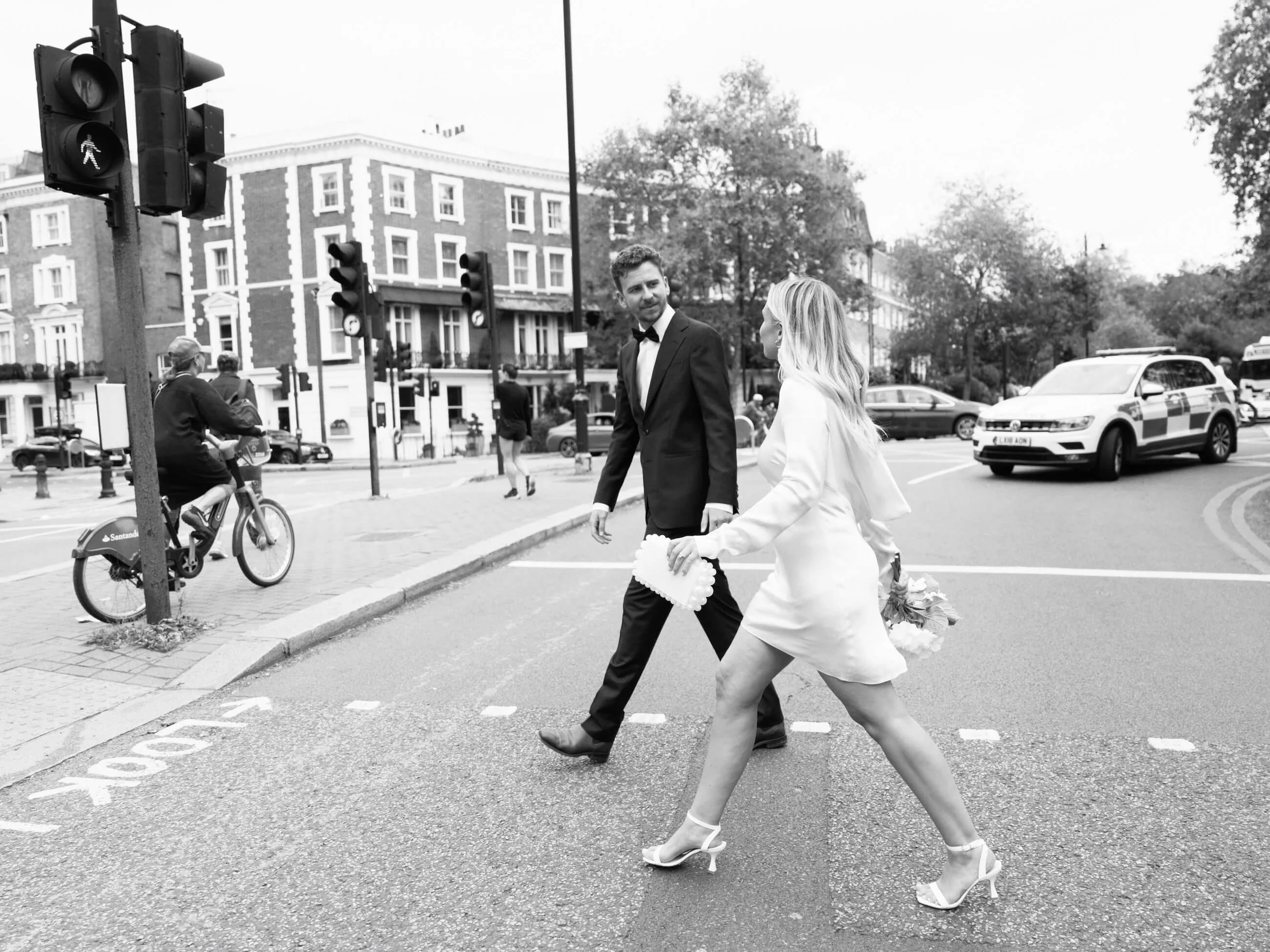 Chelsea-Old-Town-Hall-Wedding-London-Elopement-Sorci-Ledyukova-46.jpg