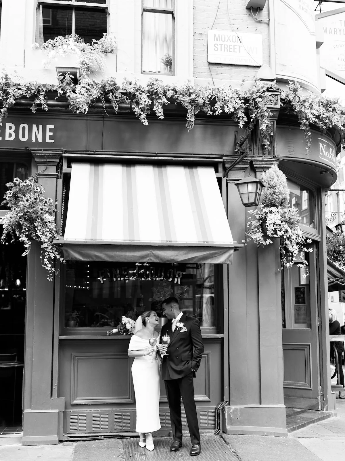 London-Wedding-Photography-Dilan&Kyra-London-Wedding-Birde&Groom-Sorci-Ledyukova-67.jpg