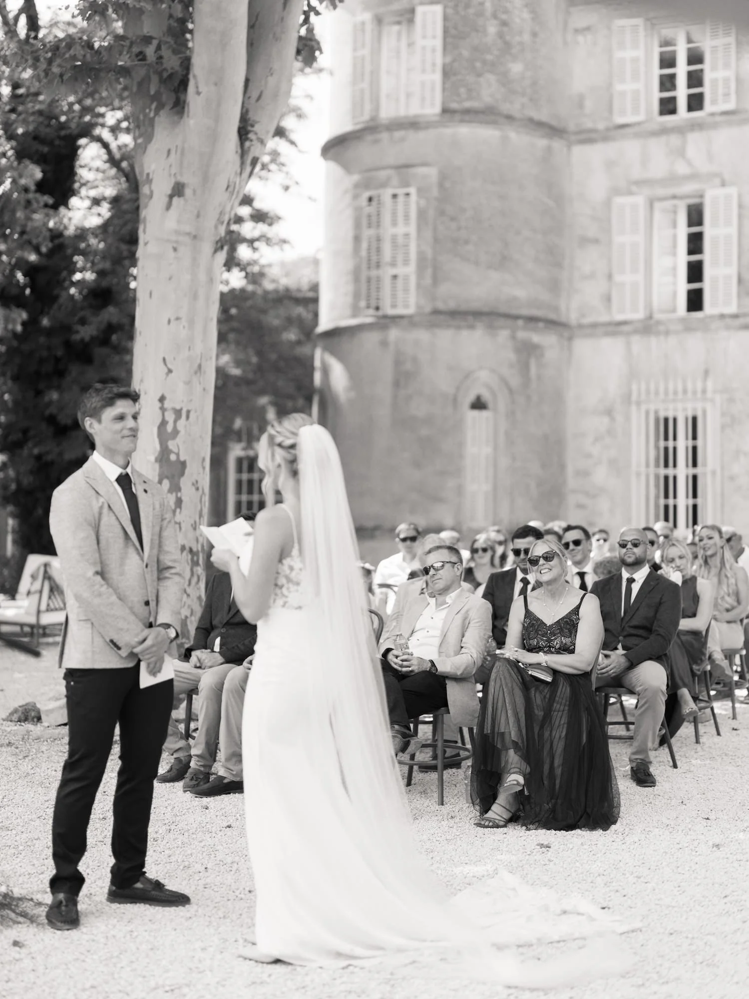 Sorci-Ledyukova-Château-Robernier-France-Destination-Wedding-Photographer-20.jpg