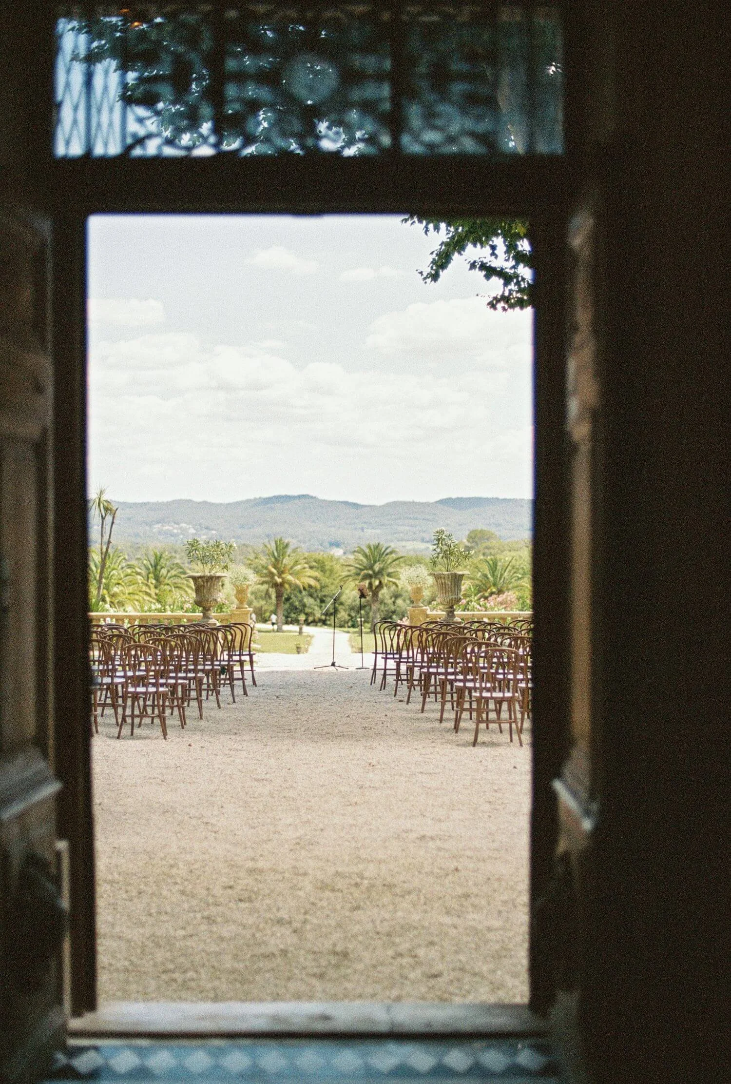 Sorci-Ledyukova-Château-Robernier-France-Destination-Wedding-Photographer-69.jpg