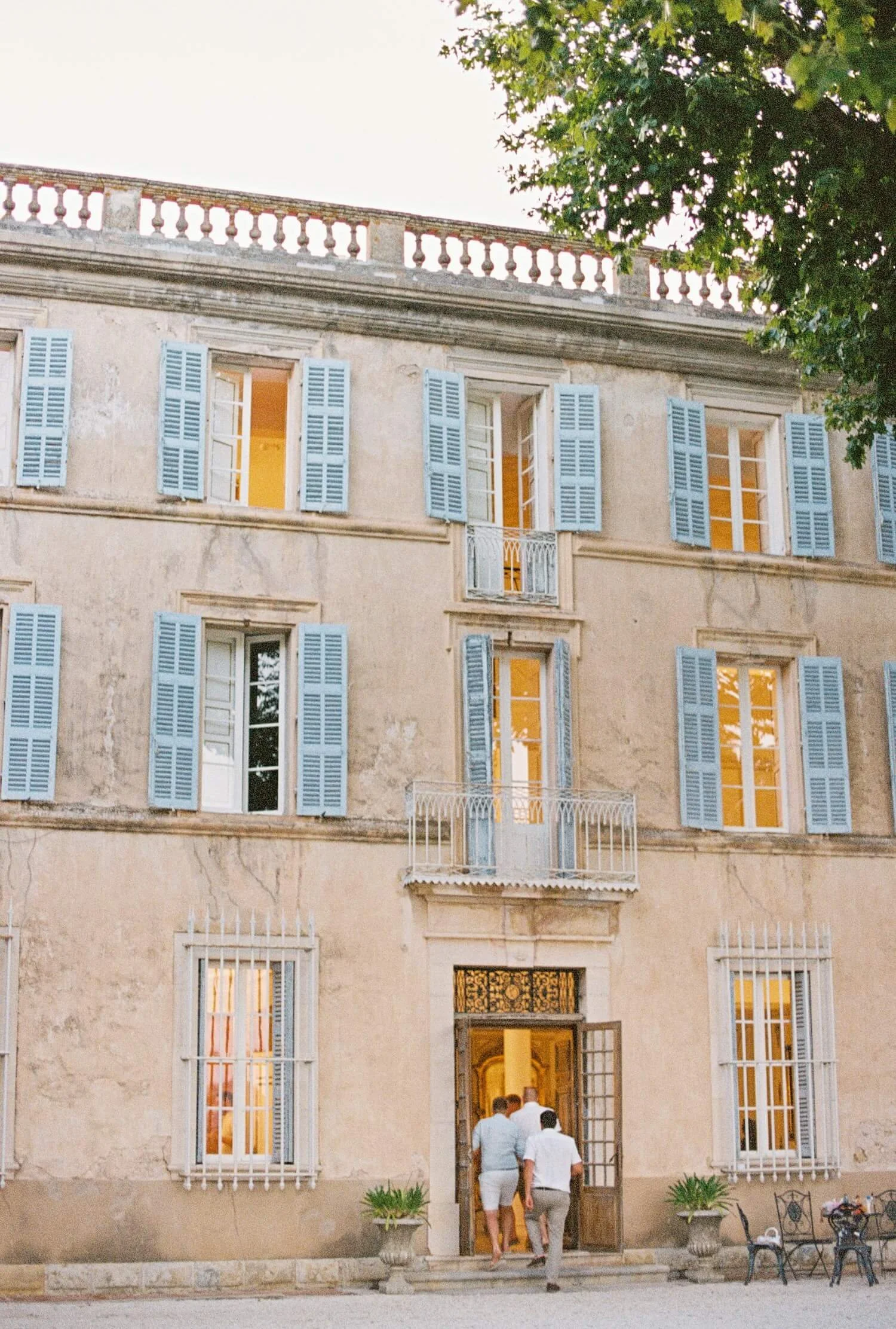 Sorci-Ledyukova-Château-Robernier-France-Destination-Wedding-Photographer-77.jpg