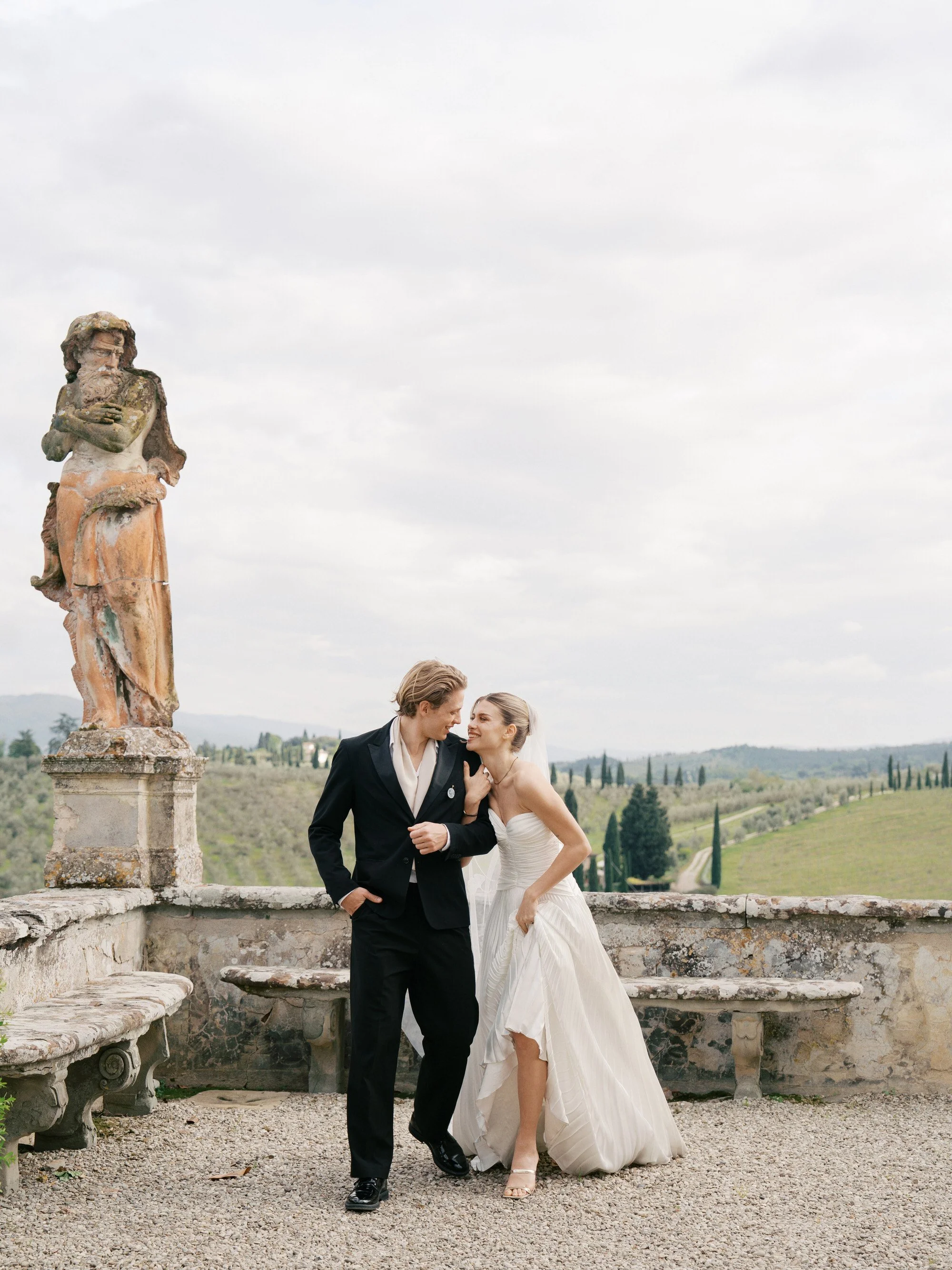 Sorci-Ledyukova-tuscany-italy-wedding-photographer-villa-corsini-43.jpg
