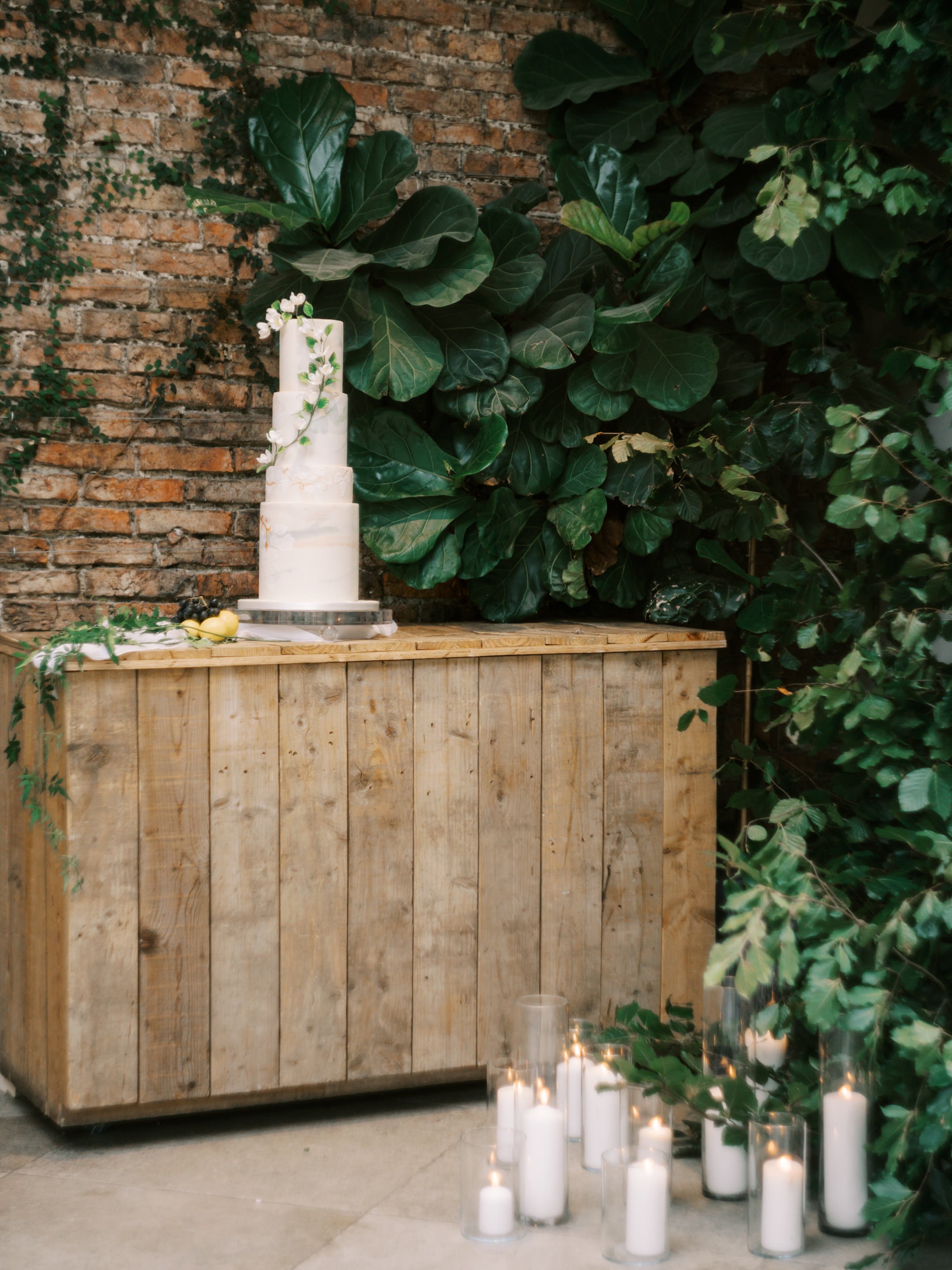 sorci-ledyukova-Middleton-Lodge-Fig-House-Wedding-Photography-5.jpg