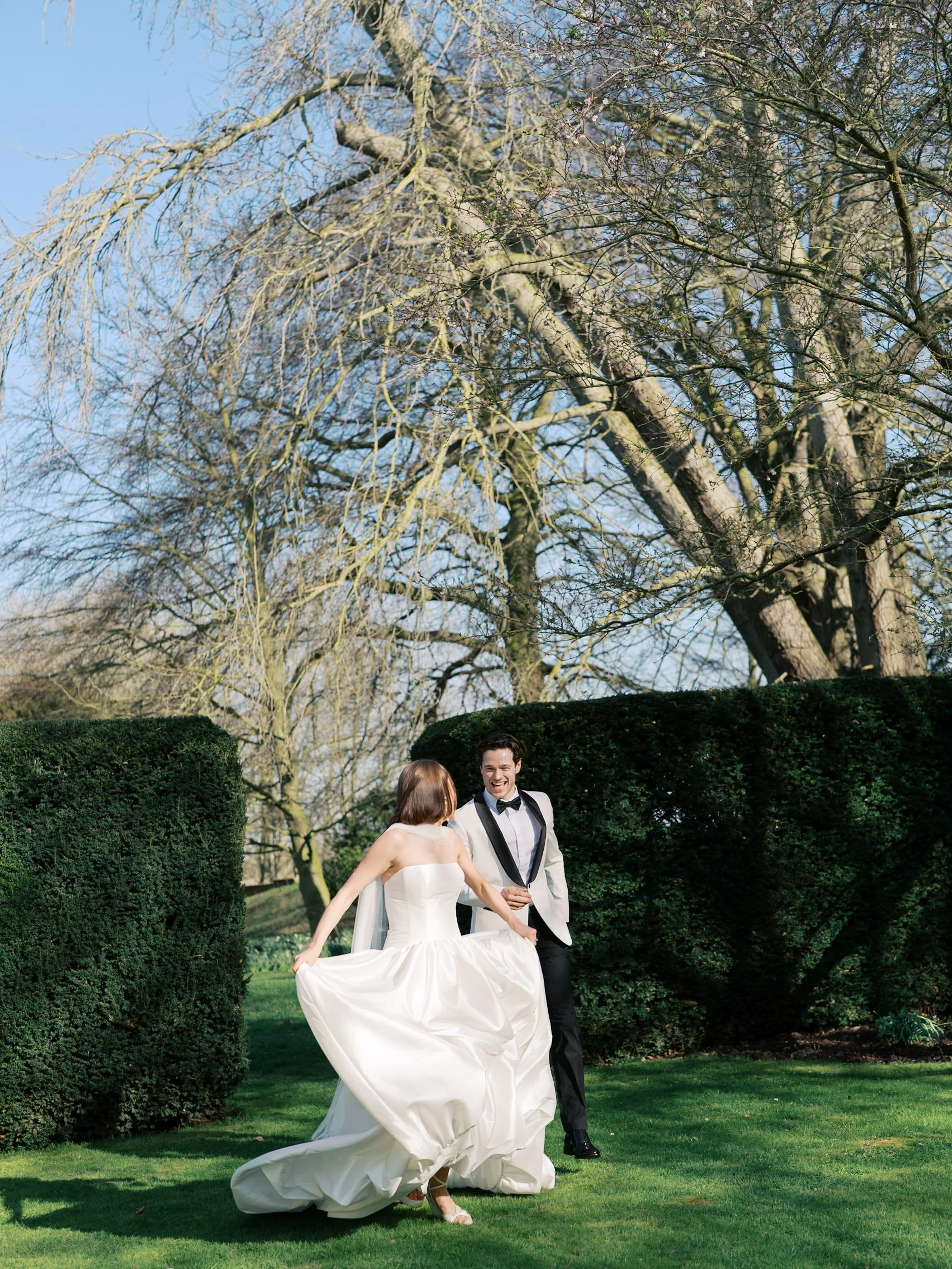 A few frames from Saltmarshe Hall ✨

Soft light, quiet moments and that beautiful space between editorial and honest.

The kind of images that do not need too much explaining, they just feel like a little pause in the day.

Saltmarshe Hall wedding | 