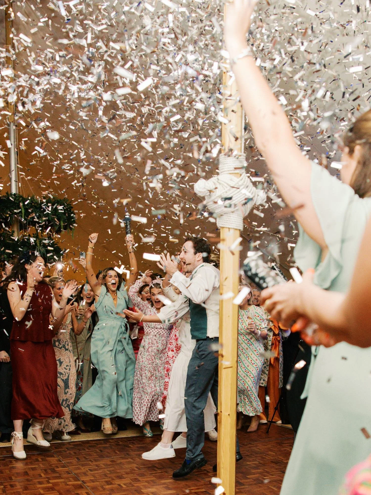sorci-ledyukova-documentary-wedding-photography-private-estate-Emma&Ned-Wedding-Party-59.jpg