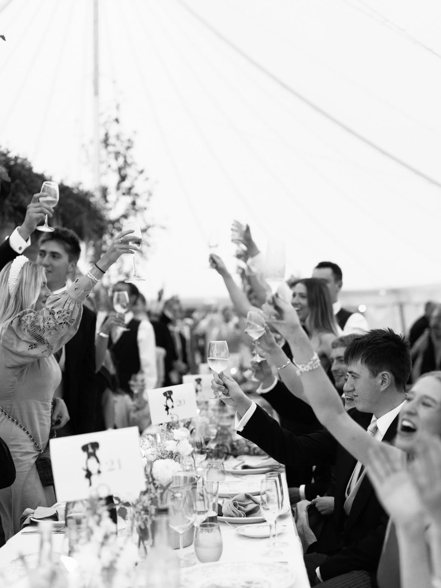 sorci-ledyukova-documentary-wedding-photography-private-estate-Emma&Ned-Wedding-Wedding-Breakfast-&-Speeches-133.jpg