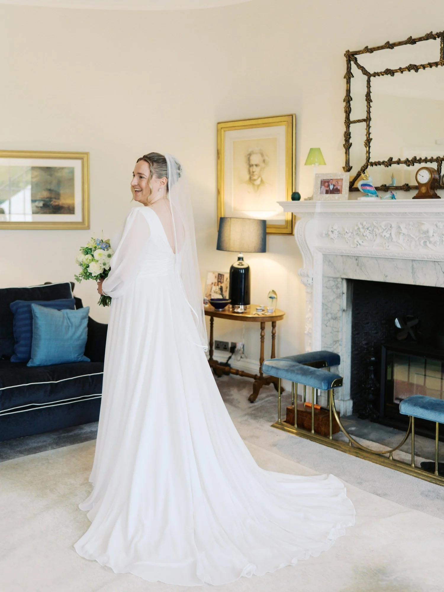 sorci-ledyukova-documentary-wedding-photography-private-estate-Emma&Ned-Wedding-Bridal prep-119.jpg