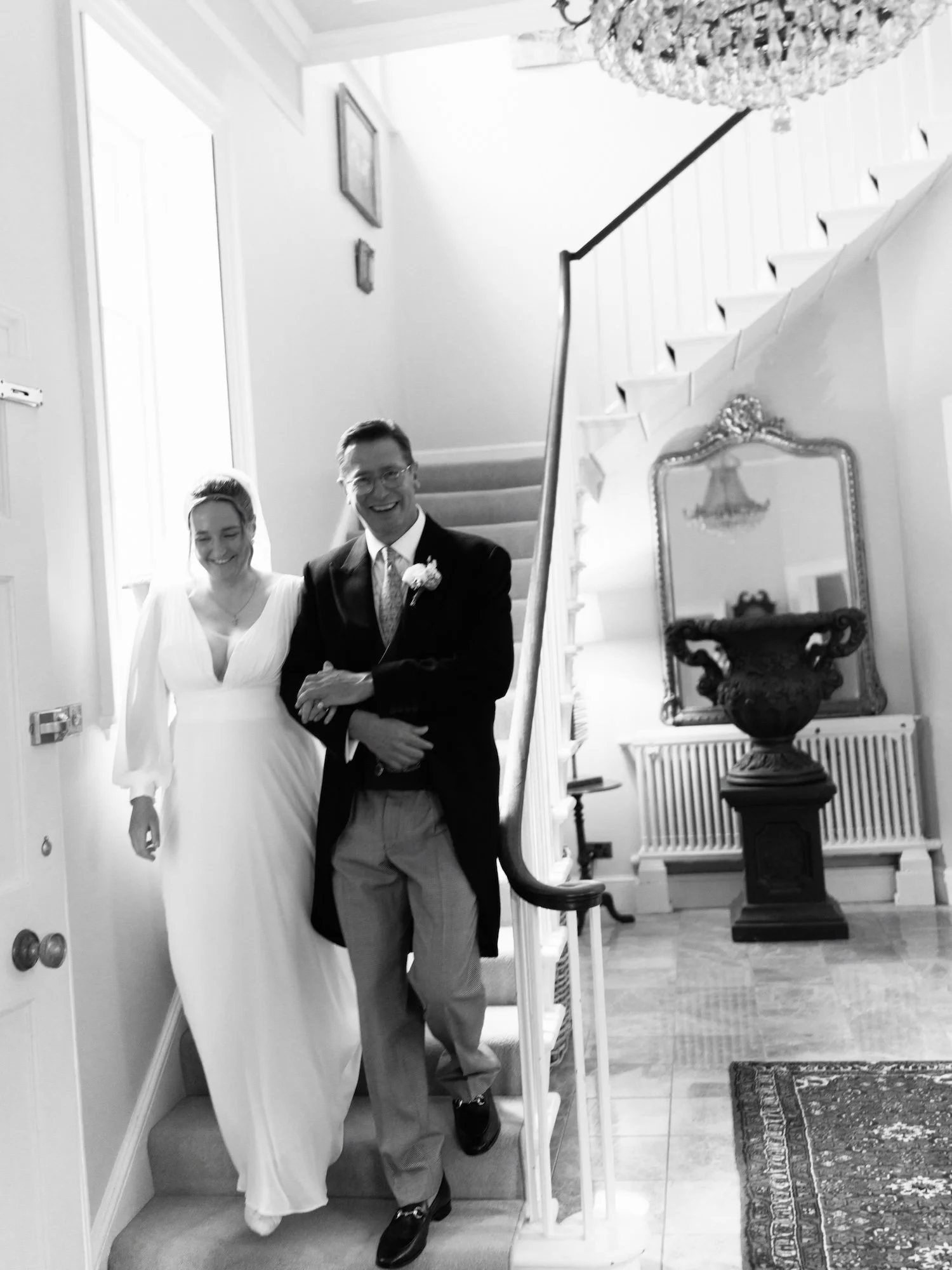 sorci-ledyukova-documentary-wedding-photography-private-estate-Emma&Ned-Wedding-Bridal prep-77.jpg