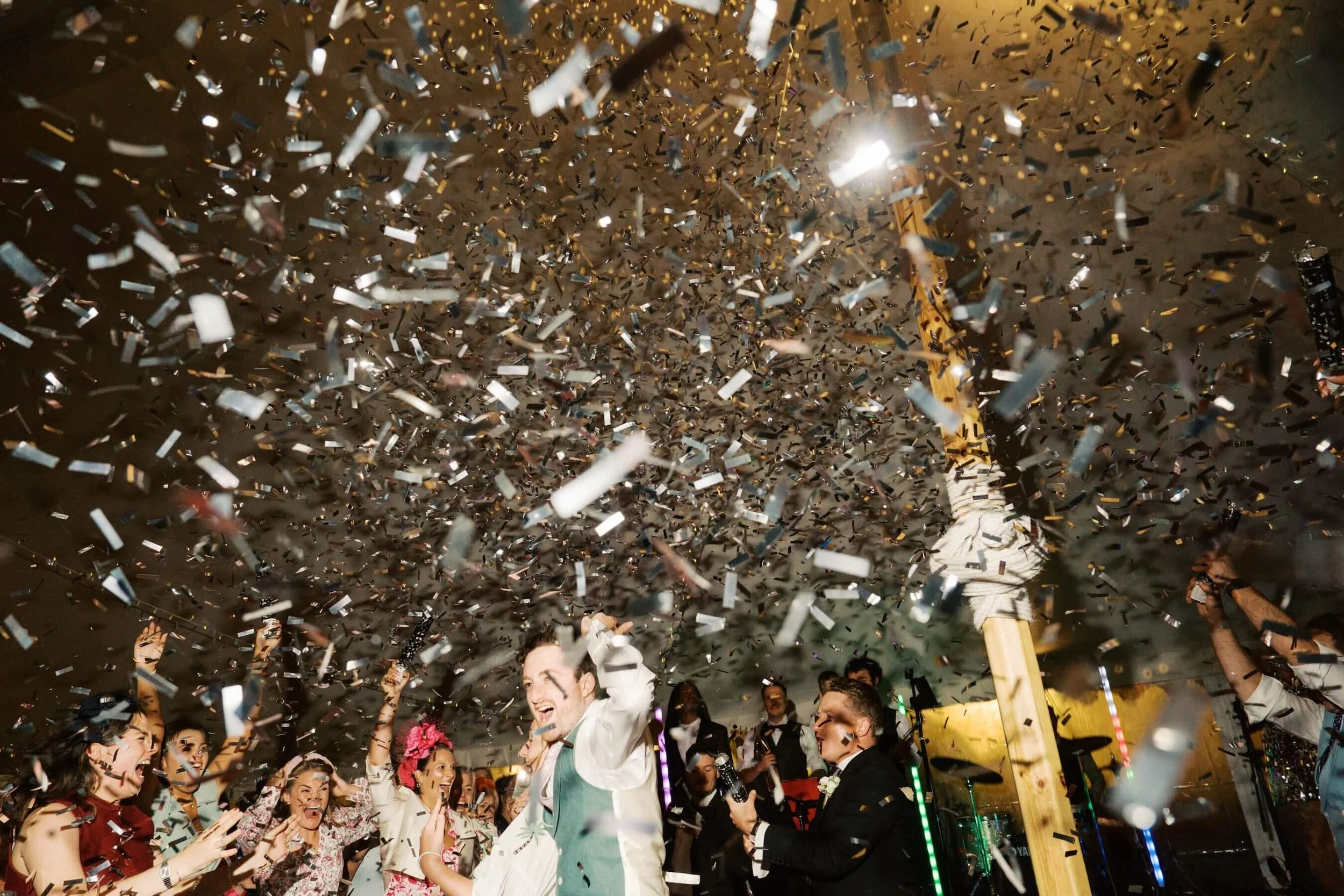 sorci-ledyukova-documentary-wedding-photography-private-estate-Emma&Ned-Wedding-Party-61.jpg