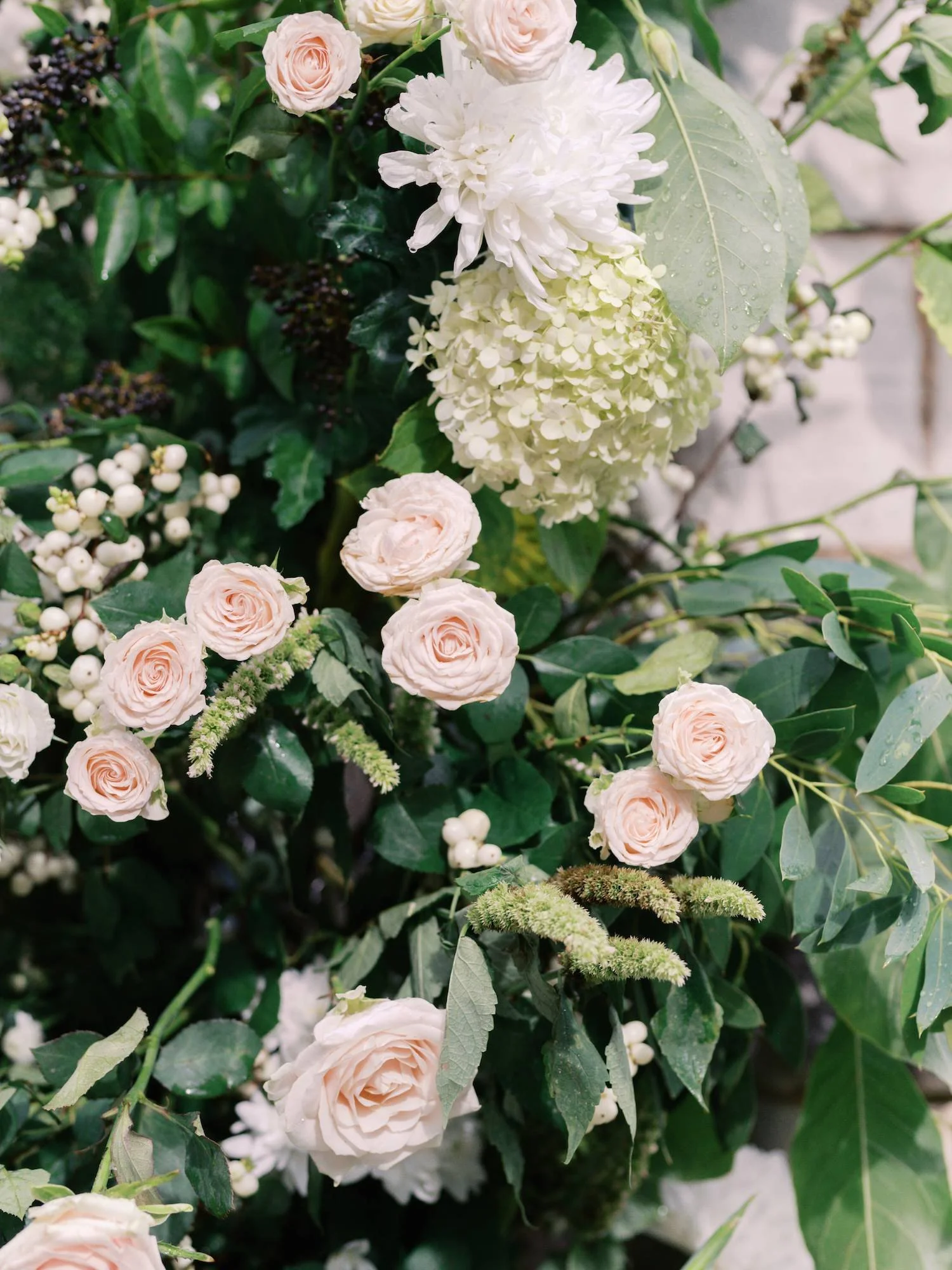 Sorci-Ledyukova-Sam&Rebecca-Wickersley-House-Private-House-Luxury-Marquee-Wedding-Wedding-Ceremony-4.jpg