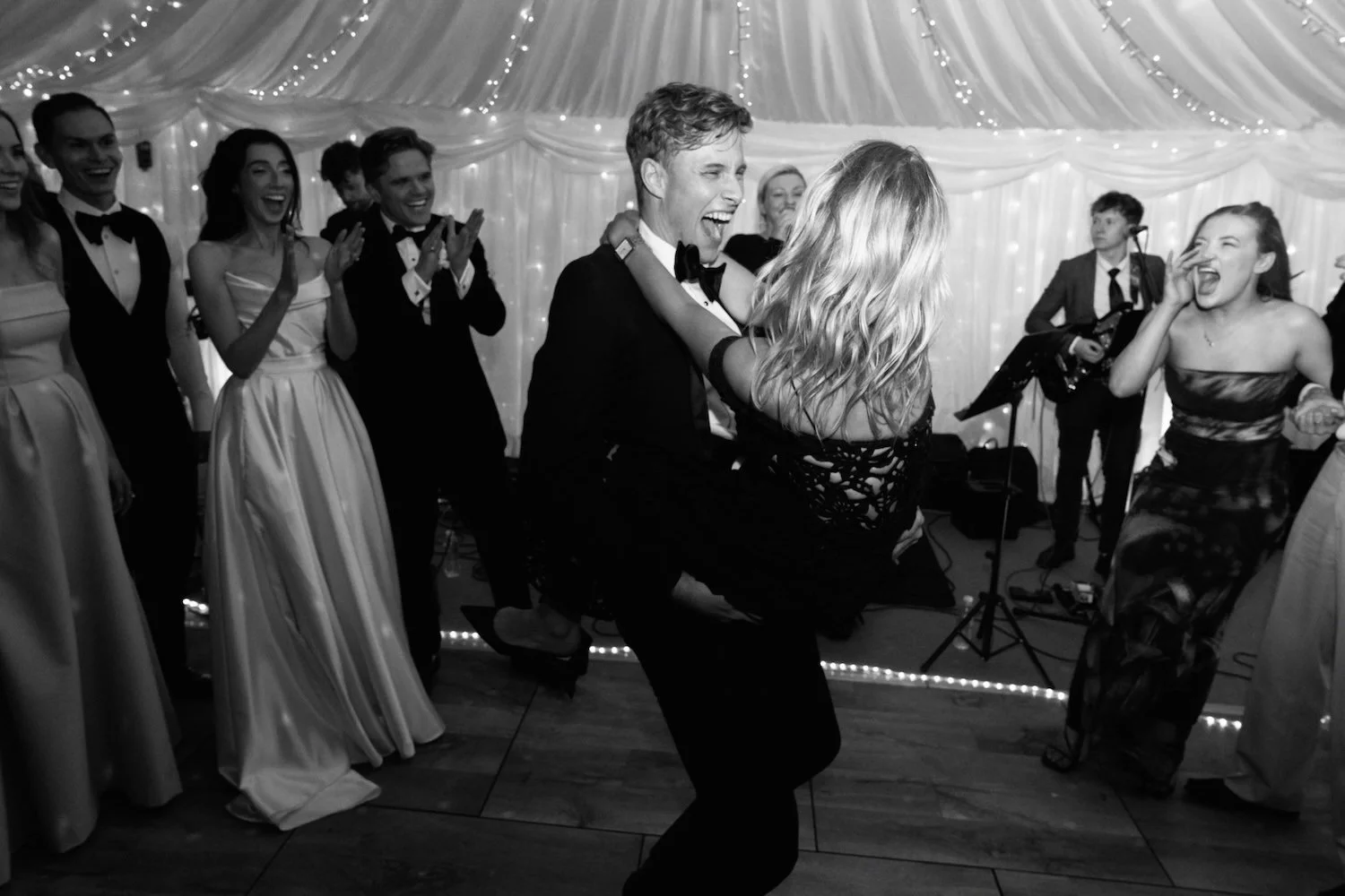 Sorci-Ledyukova-Sam&Rebecca-Wickersley-House-Private-House-Luxury-Marquee-Wedding-Evening-and-Party-154.jpg