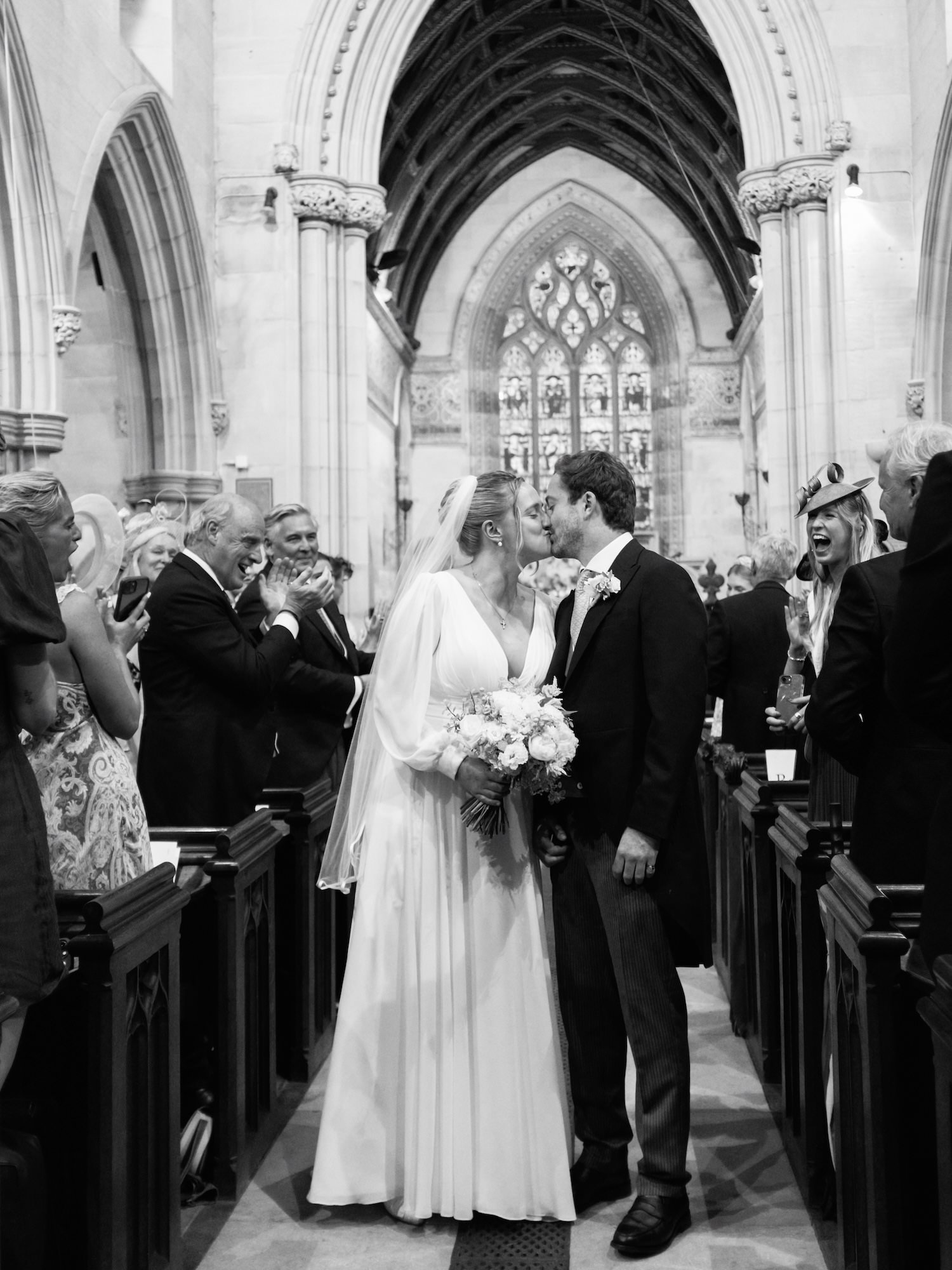 sorci-ledyukova-documentary-wedding-photography-private-estate-Emma&Ned-Wedding-Wedding-Ceremony-192.jpg