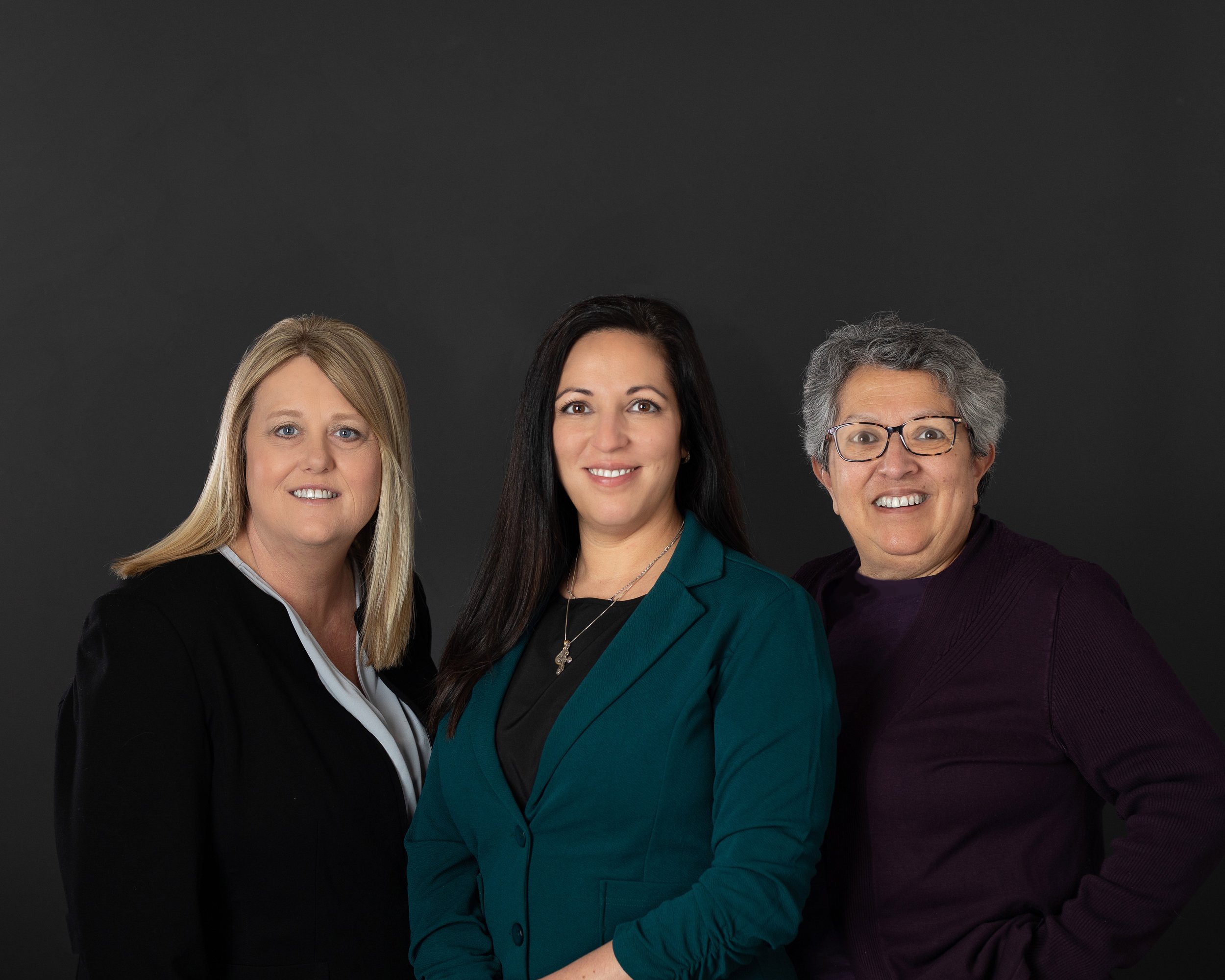 Group picture of licensed agents with Smart Insurance Solutions