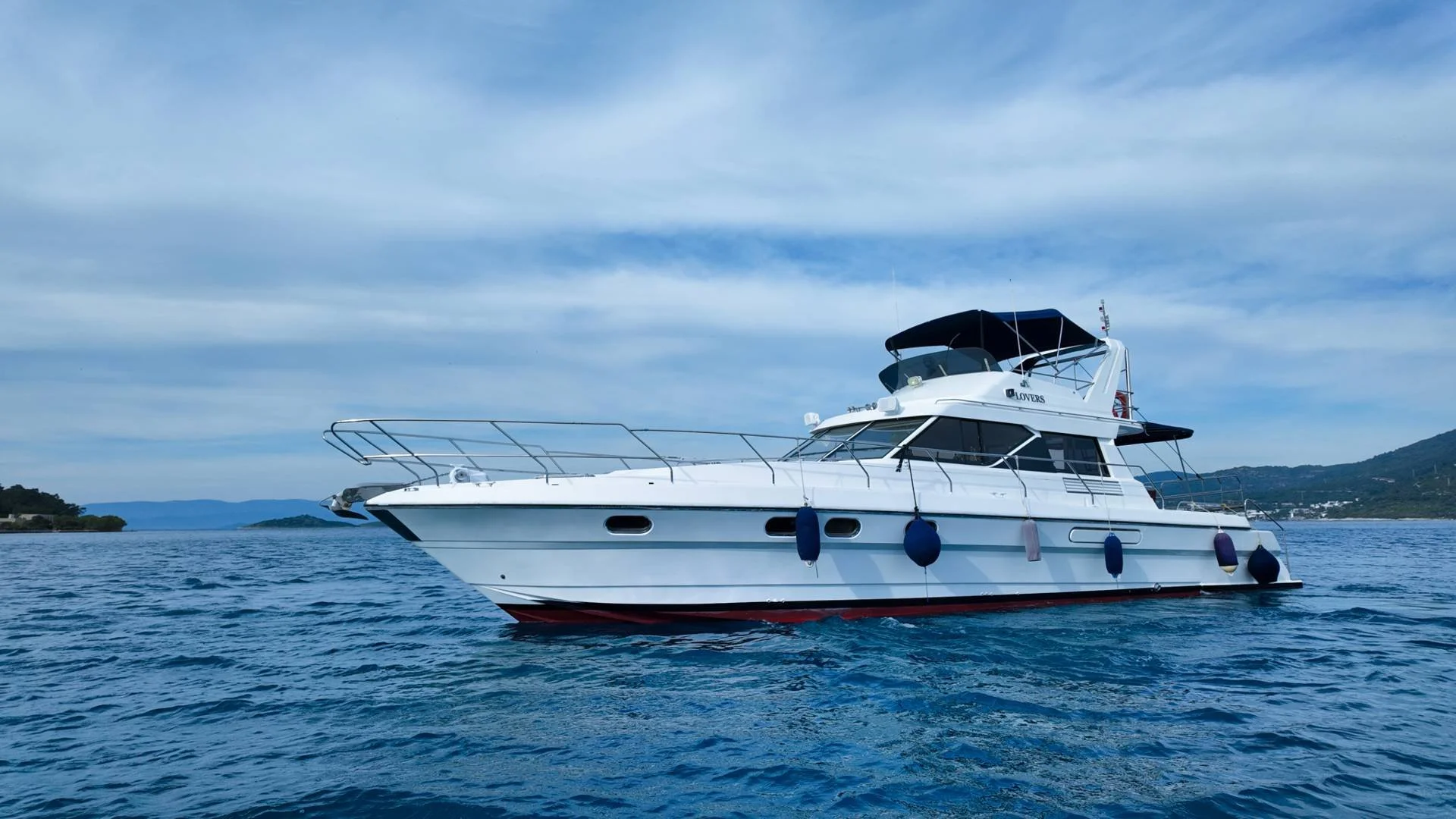 squarespace_yacht_1.jpg