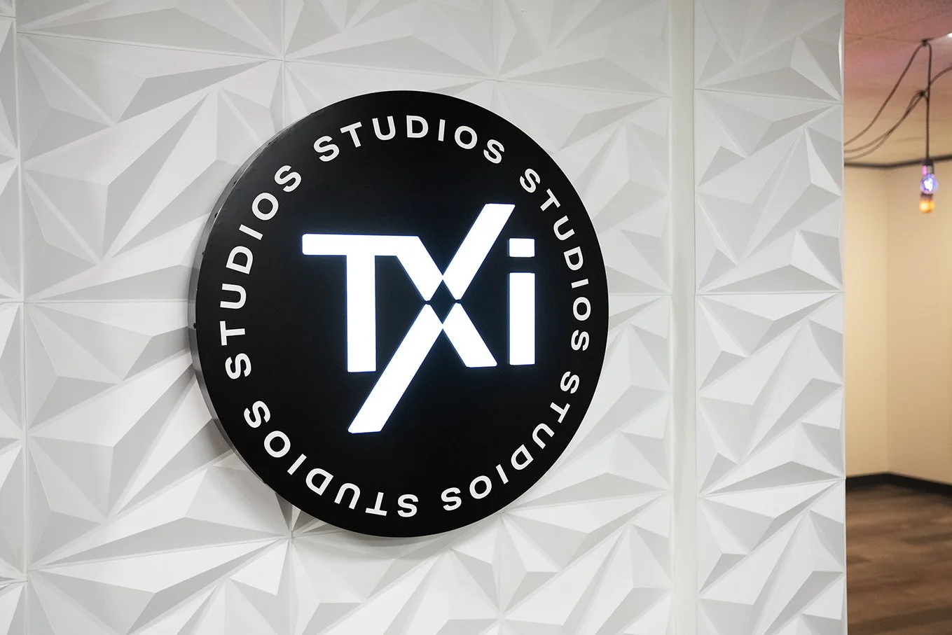 TXiSign-1-small.jpg