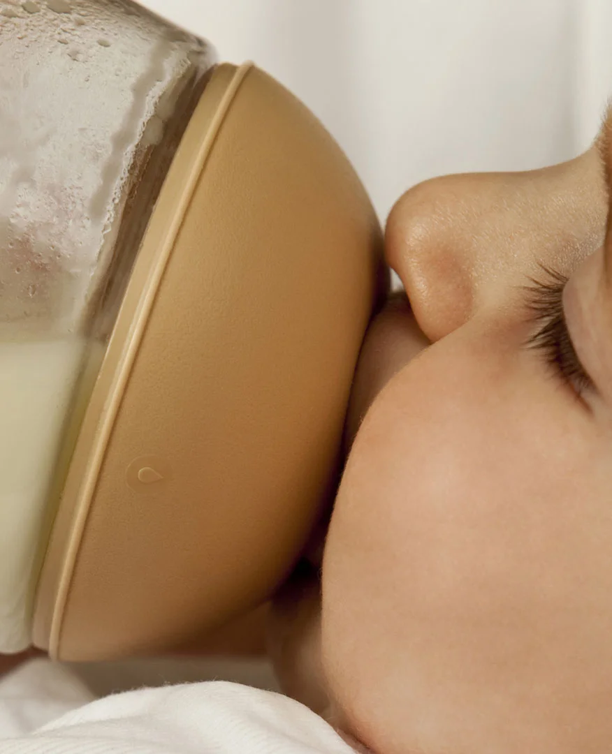 mimijumi baby bottle nipple in use.jpg