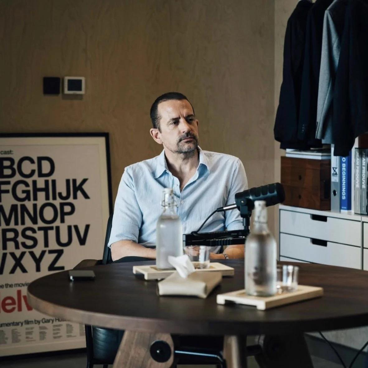 Smalltalk with Nuno from Ripple Collective: From Silicon Valley via Factories to Abu Dhabi. From Wooden Spoons, Fire Hydrants and Sewer Lids.

https://kiita.jimdofree.com/
https://www.vonroll-hydro.world/en/hydrants.html
https://ripplecollective.ae/