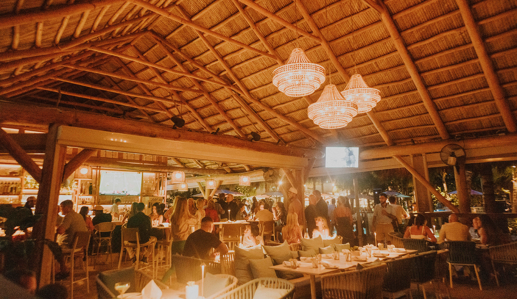 Cove Club Dining interior West palm Beach IMG2.png