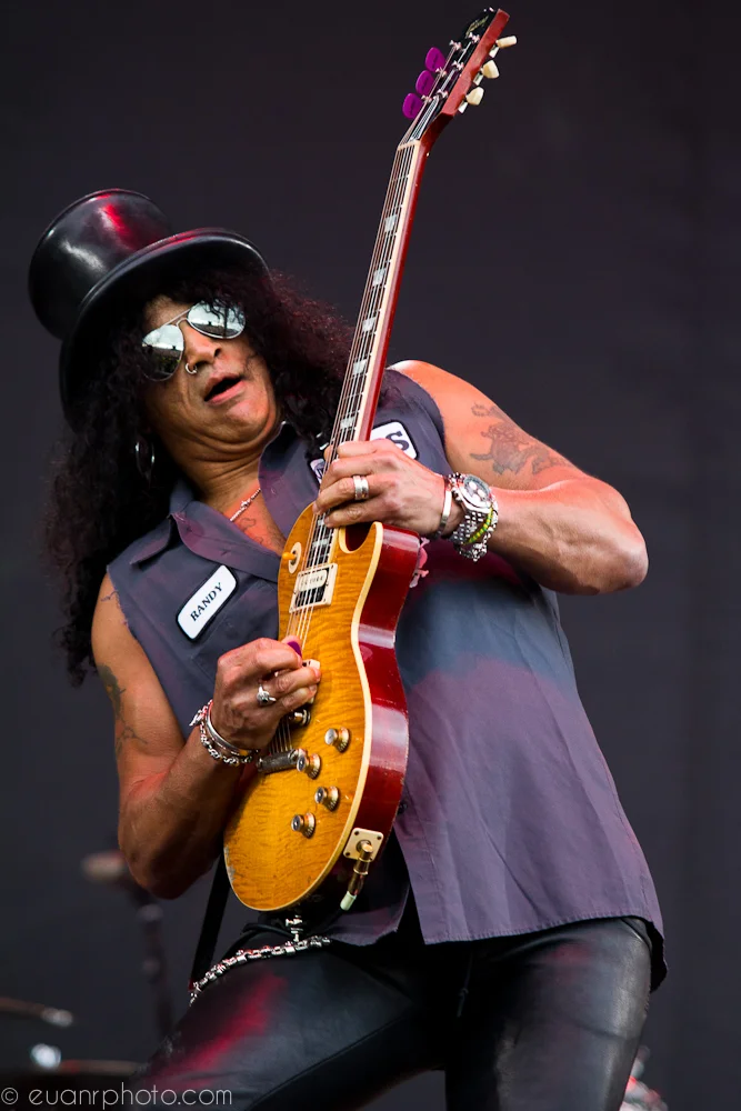 slash-1.jpg