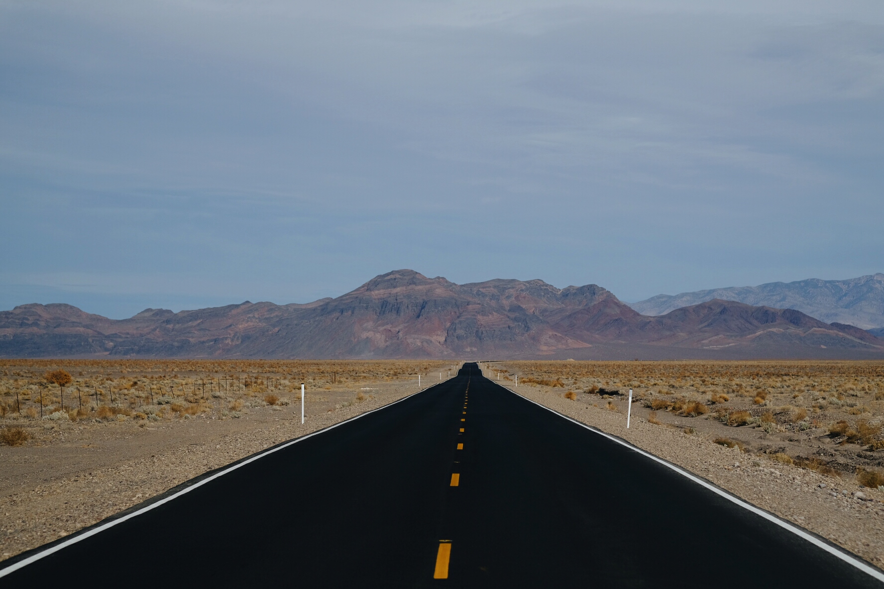 Exploring USA // driving death valley