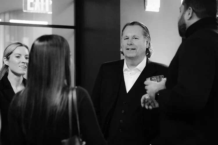 ERYC-PEREZ-DE-TAGLE-PHOTOGRAPHY-HEADLINER-DINNER-01232020-29_websize.webp