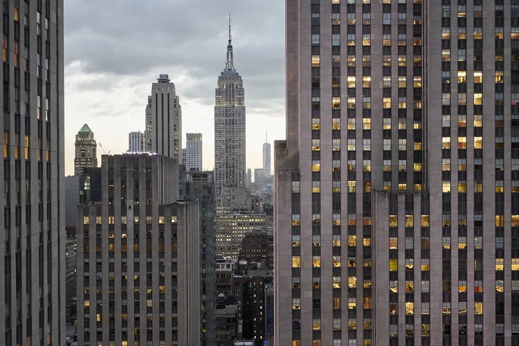 rebny_headliner_series_020_web.webp