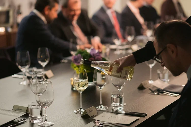 ERYC-PEREZ-DE-TAGLE-PHOTOGRAPHY-HEADLINER-DINNER-01212020-53_websize.webp