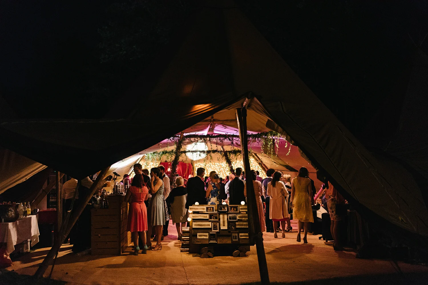  Finnebrogue Woods Magnakata wedding Northern Ireland Belfast wedding photographers 