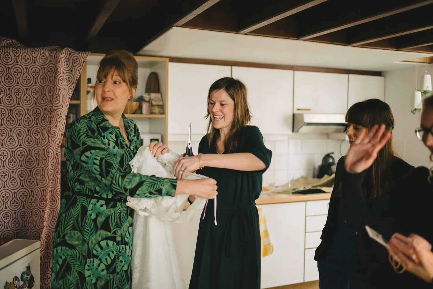  Destination wedding photographers Leuven, Brussels, Belgium.  Elise and Jens wedding. Abbey Herkenrode wedding. Leuven Botanical Gardens, Kruidtuin 