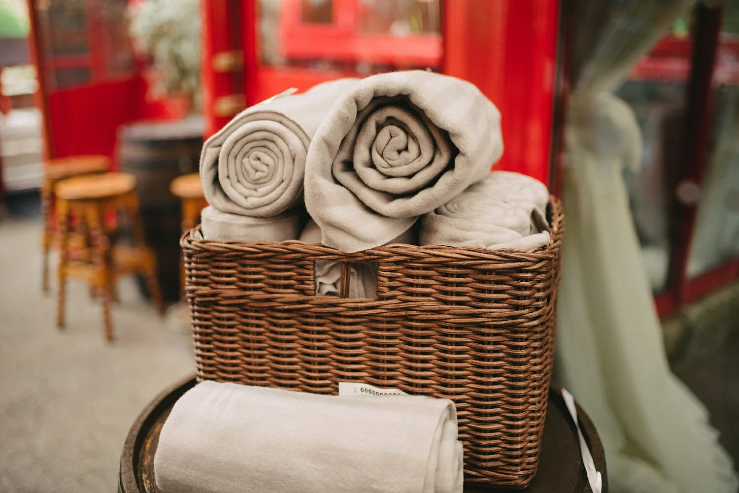 Winter wedding blankets.JPG