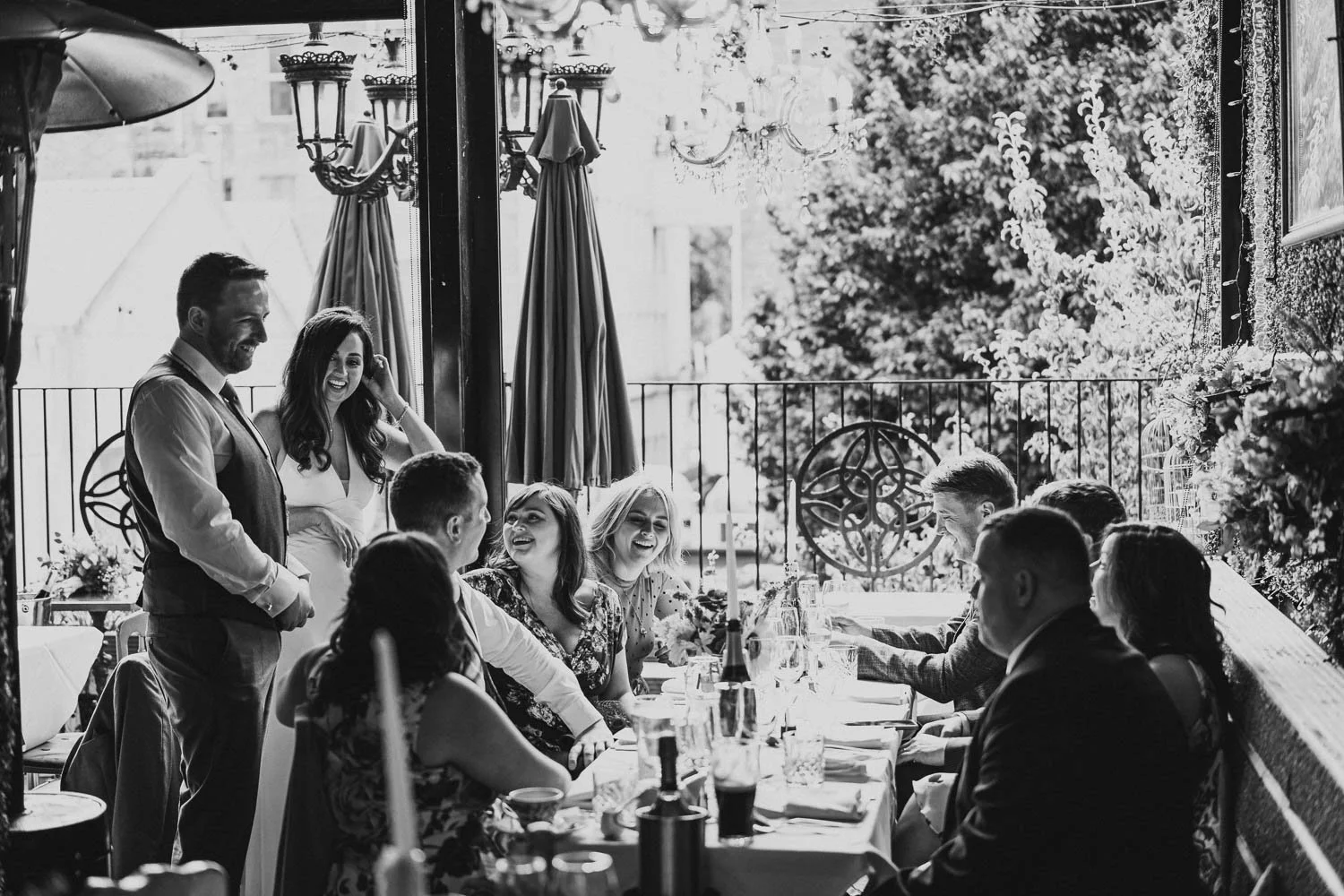  Geraldine and Greg’s cool wedding in the Treehouse at AMPM/Cabaret Supper Club in Belfast.  After their ceremony in Saintfield, we took the couple to Botanic Gardens in Belfast for their Wedding Photos.   