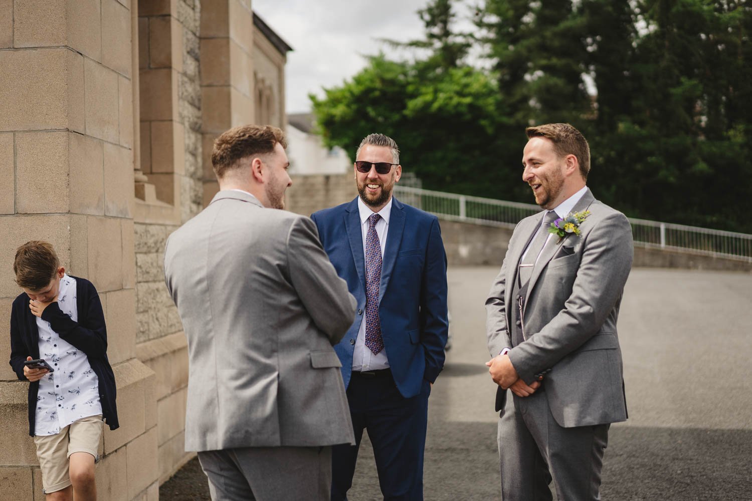  Geraldine and Greg’s cool wedding in the Treehouse at AMPM/Cabaret Supper Club in Belfast.  After their ceremony in Saintfield, we took the couple to Botanic Gardens in Belfast for their Wedding Photos.   