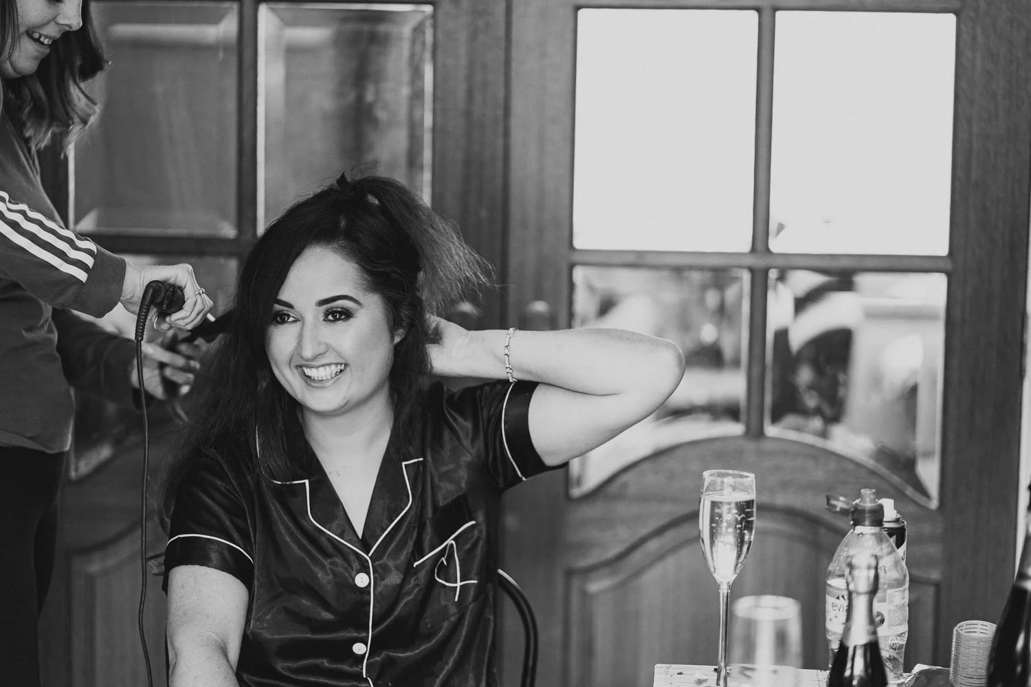  Geraldine and Greg’s cool wedding in the Treehouse at AMPM/Cabaret Supper Club in Belfast.  After their ceremony in Saintfield, we took the couple to Botanic Gardens in Belfast for their Wedding Photos.   