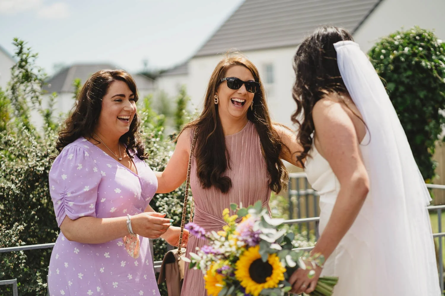  Geraldine and Greg’s cool wedding in the Treehouse at AMPM/Cabaret Supper Club in Belfast.  After their ceremony in Saintfield, we took the couple to Botanic Gardens in Belfast for their Wedding Photos.   